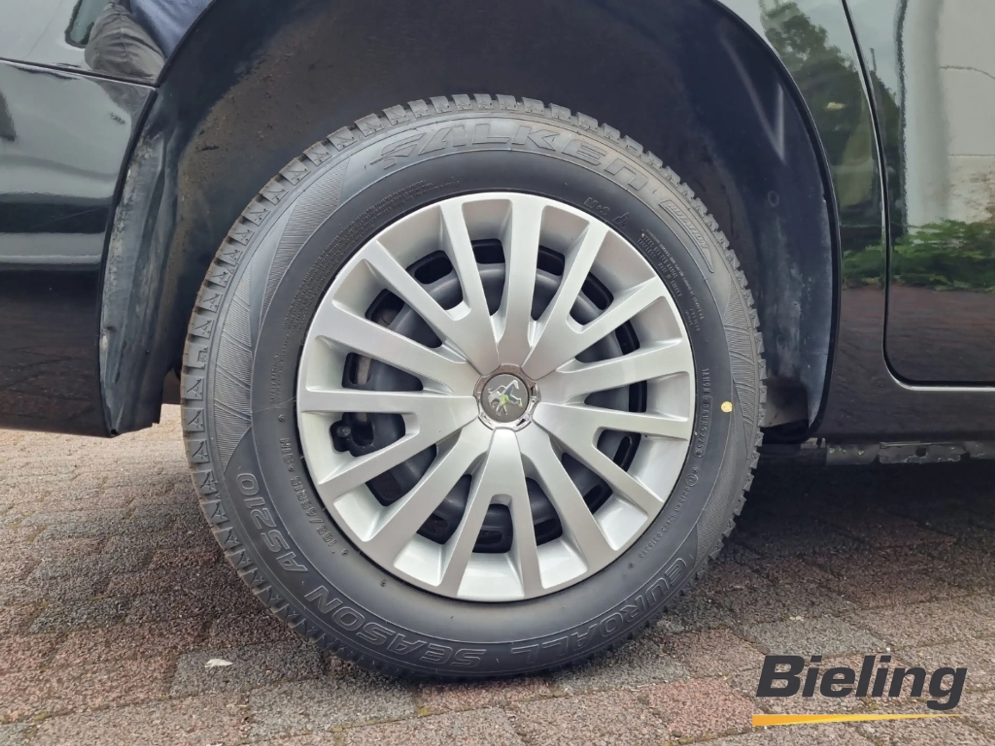 Peugeot Partner Premium L1 1.2l, NAVI, PDC , Klima, E-Fenster, ZV — photo 5