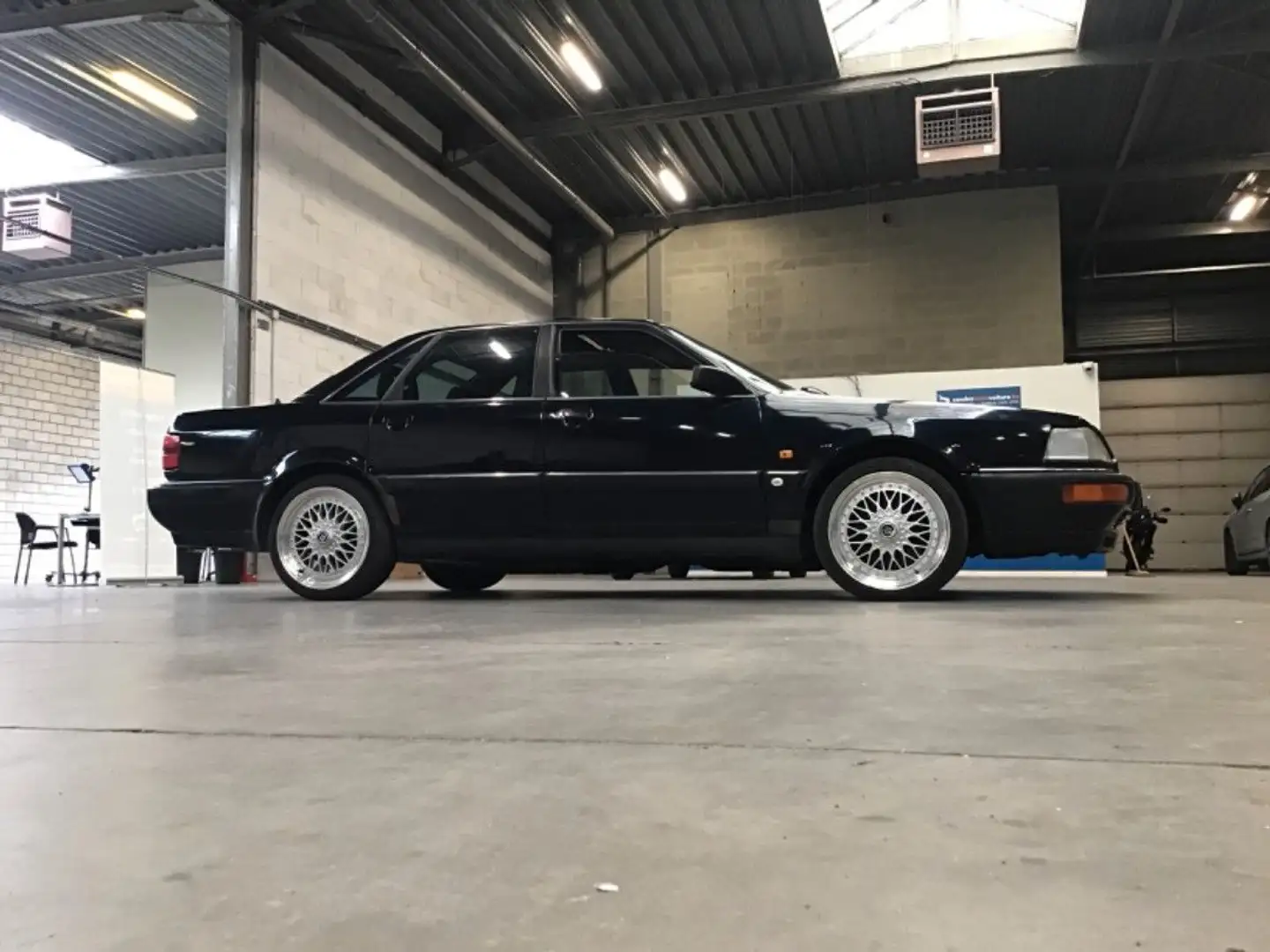 Audi V8 4.2 V8 EXKLUSIV QUATTRO 280 PS 2 HAND TÜV NEU Black - 2