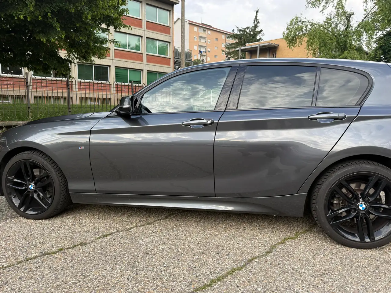 BMW 120