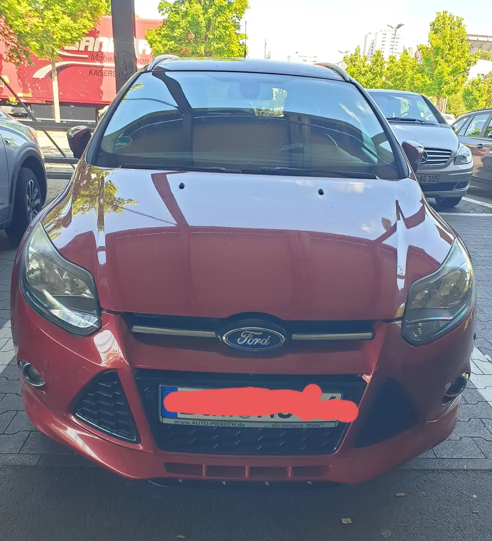 Ford Focus Turnier 2.0 TDCi DPF Champions Edition Rot - 2