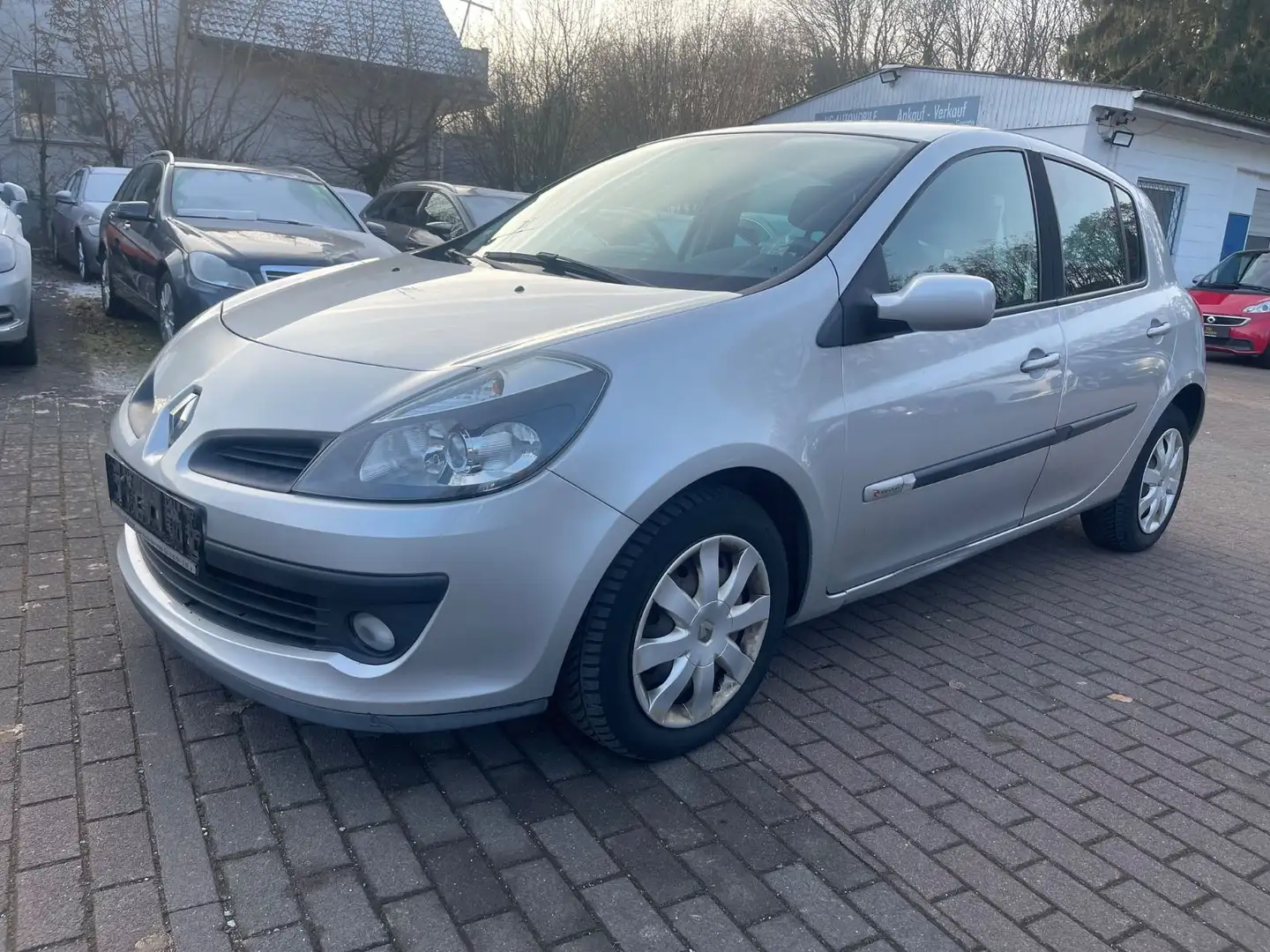 Renault Clio III Rip Curl *Klima*SHZ*HU 10/27* Weiß - 1