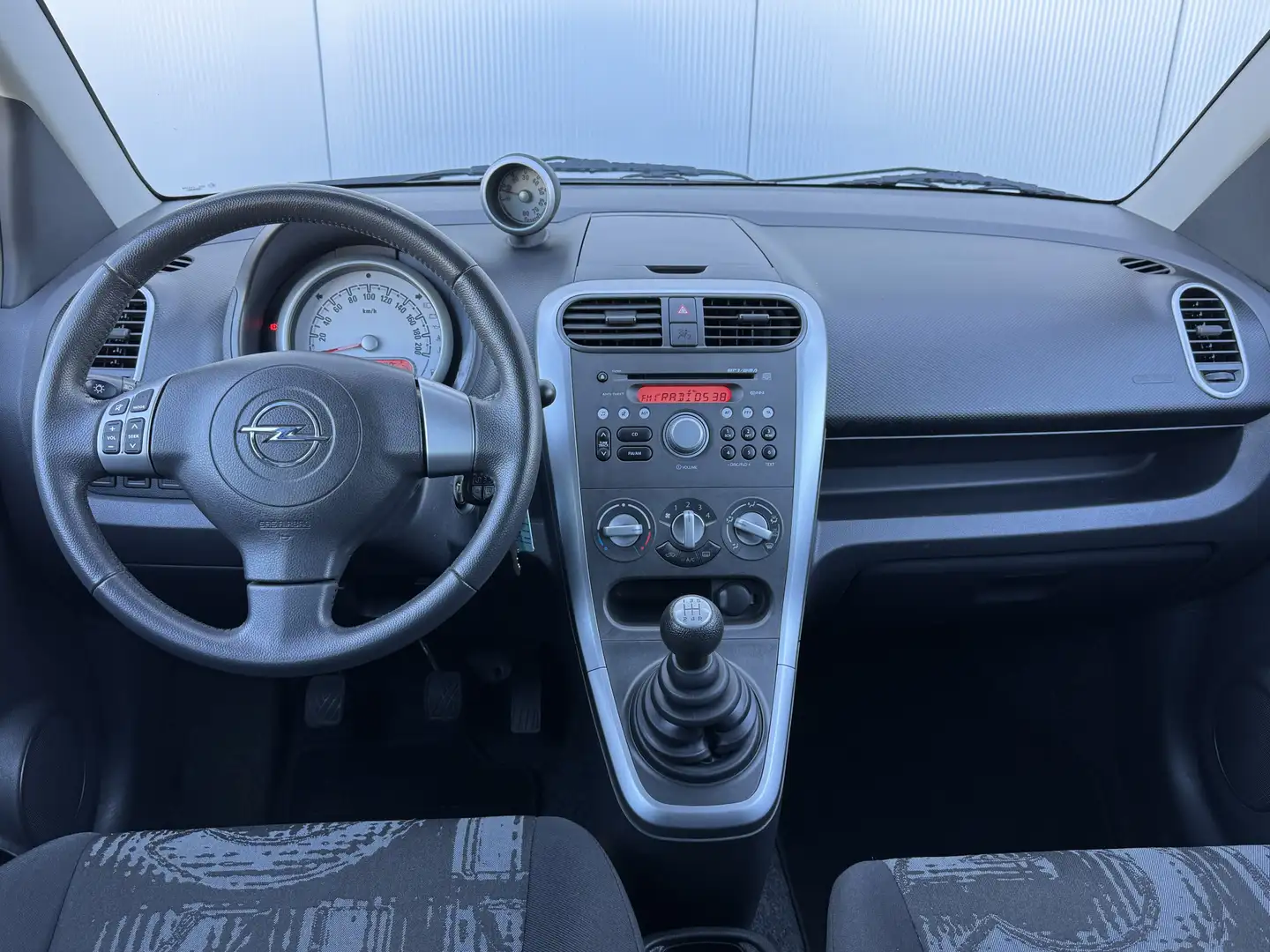 Opel Agila 1.0 Edition Airco/Trekhaak/Origineel NL. Marrón - 2