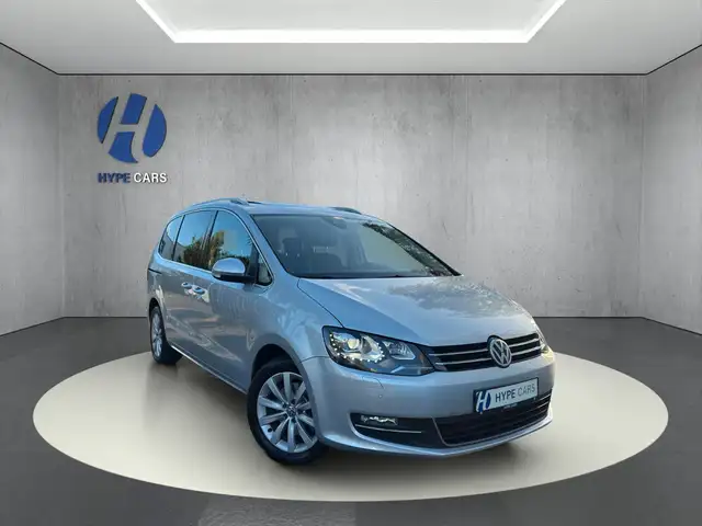 Volkswagen Sharan view 3