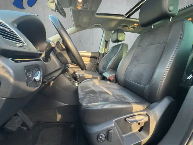 Volkswagen Sharan view 12
