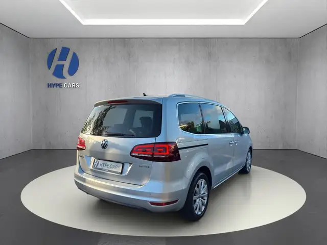 Volkswagen Sharan view 4