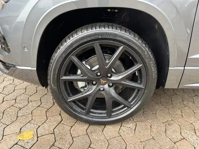 Cupra Ateca view 8