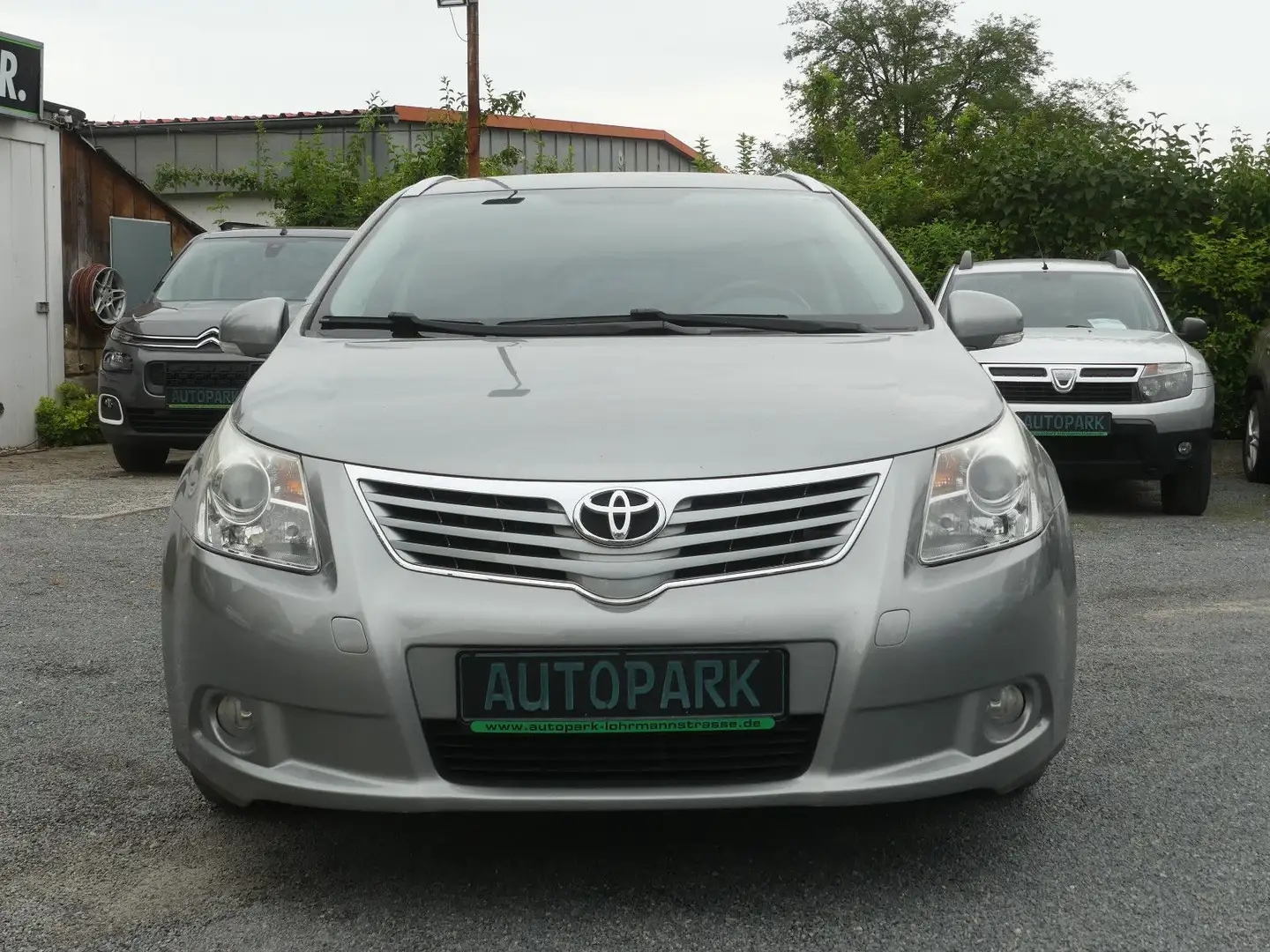Toyota Avensis Kombi Edition*Klima*Navi*Nr.98 Gris - 2
