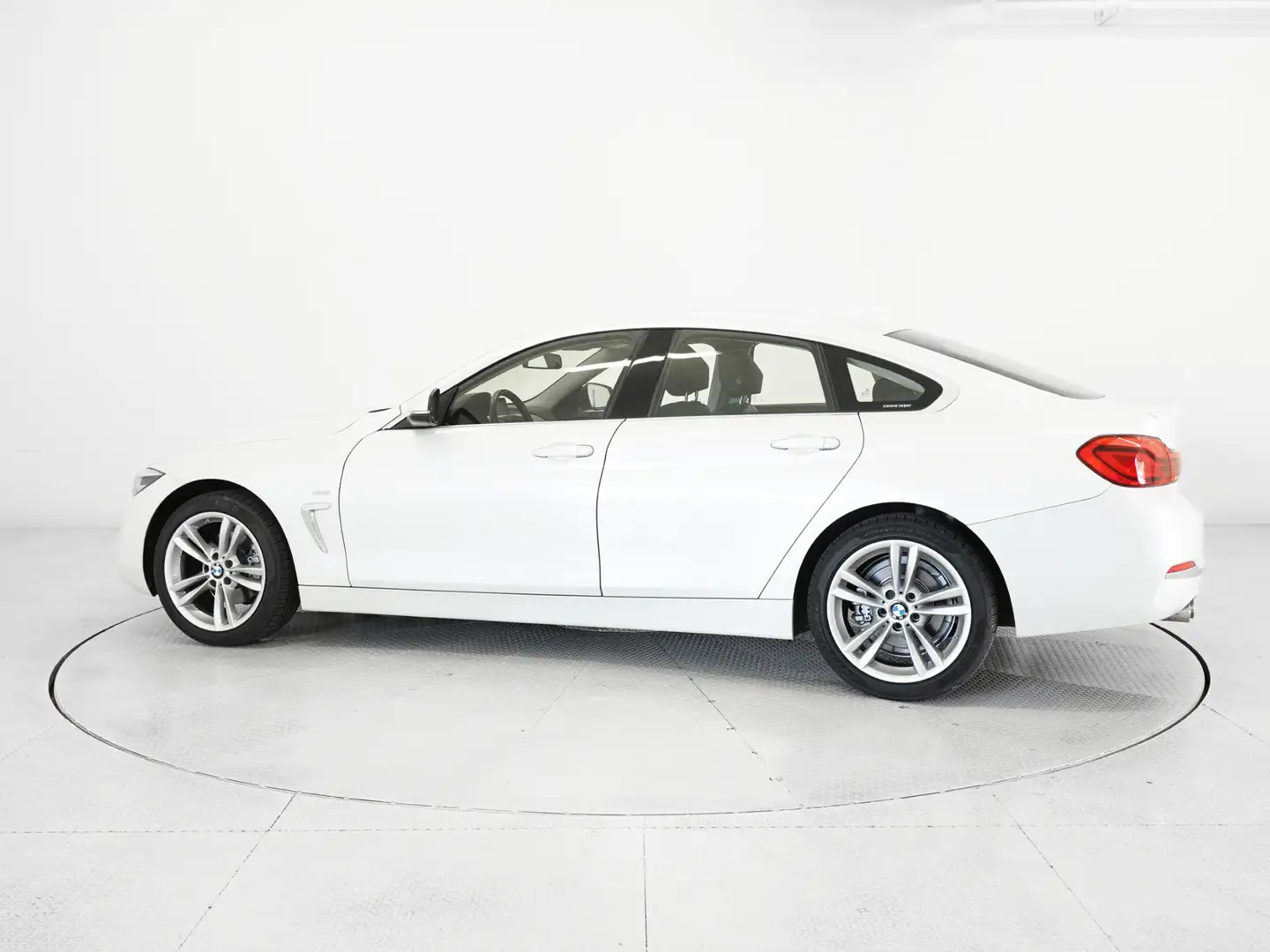 BMW 420 d Gran Coupé Luxury Blanc - 2
