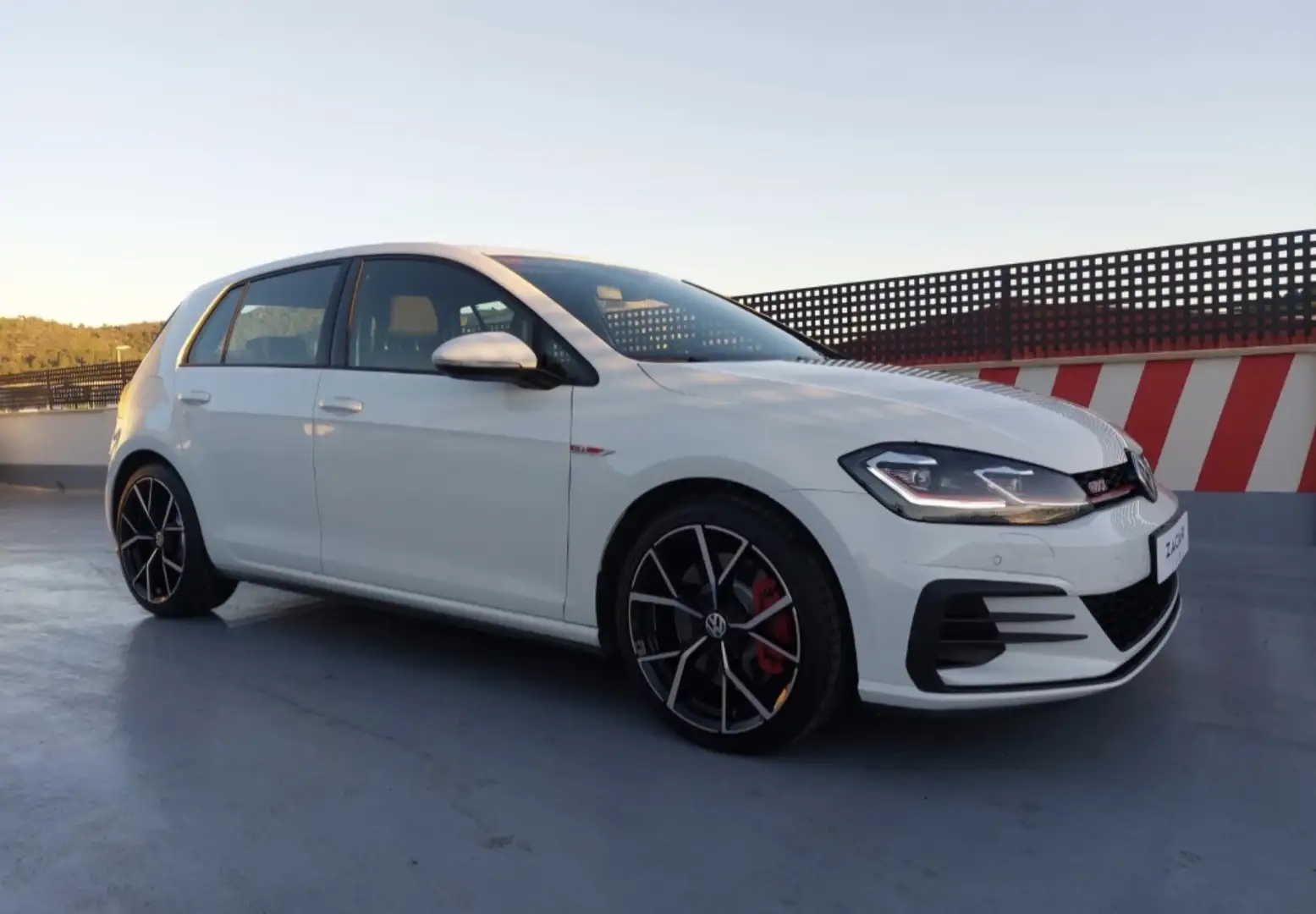 Volkswagen Golf GTI 2.0 TSI Performance DSG7 180kW Blanc - 1