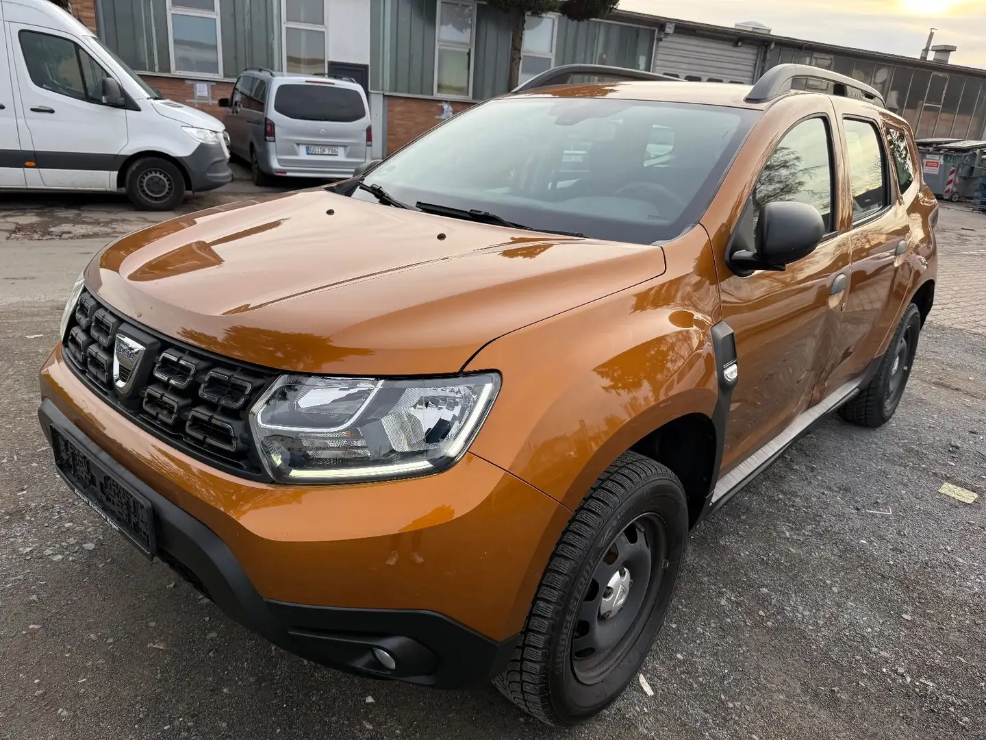 Dacia Duster SCe 115 2WD Comfort Or - 1