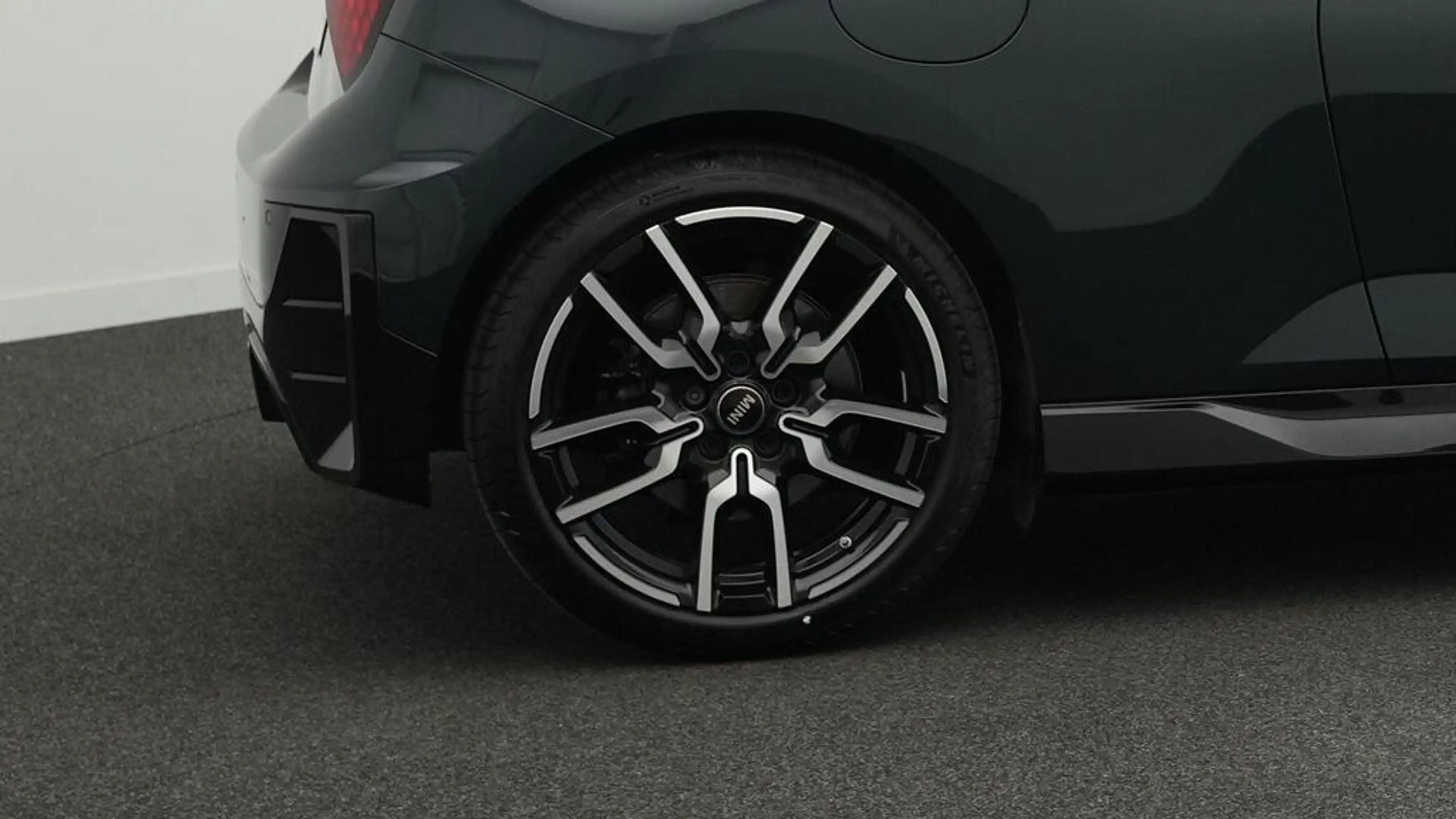 MINI Cooper E John Cooper Works Trim — photo 12