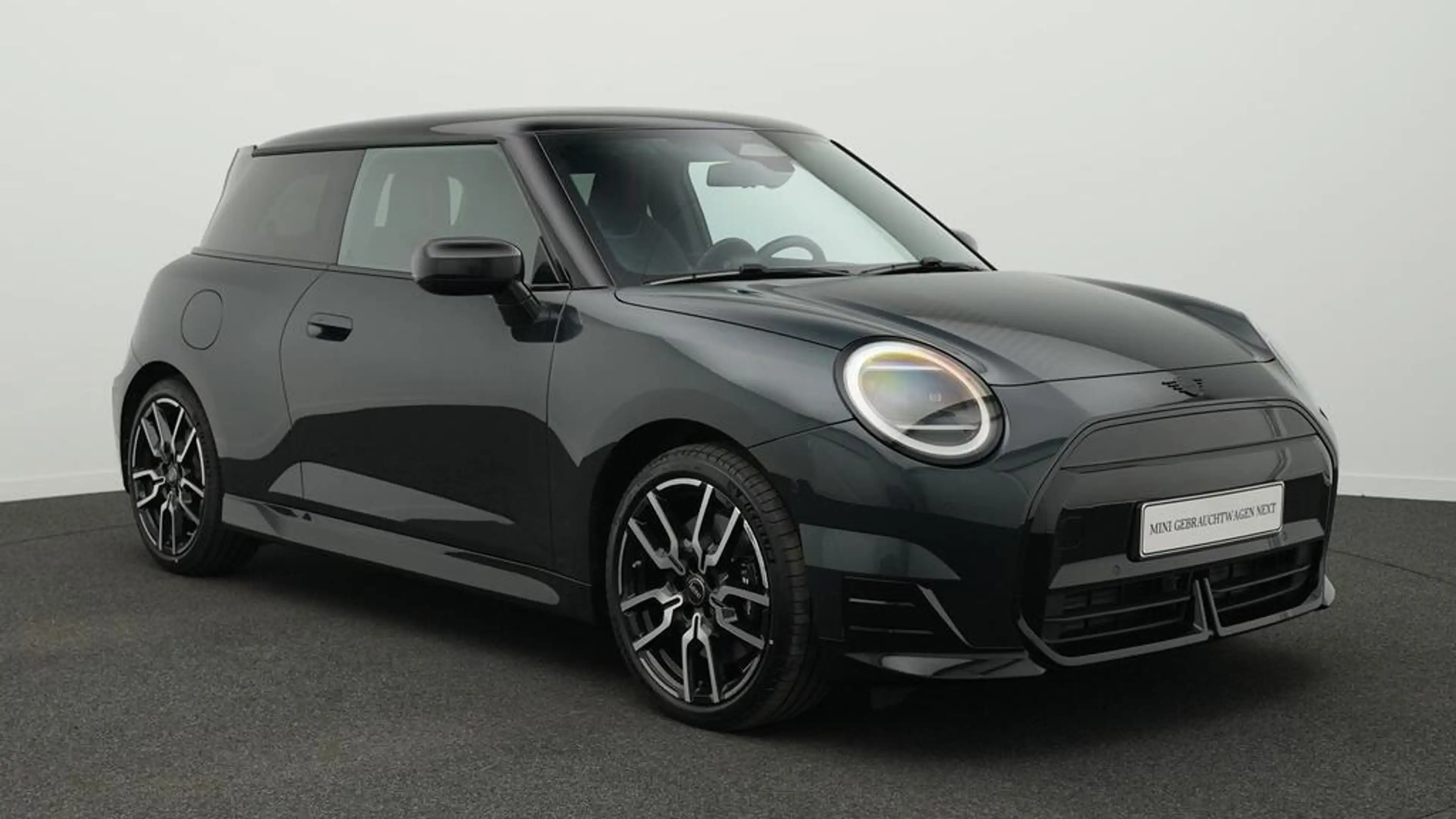 MINI Cooper E John Cooper Works Trim — photo 15