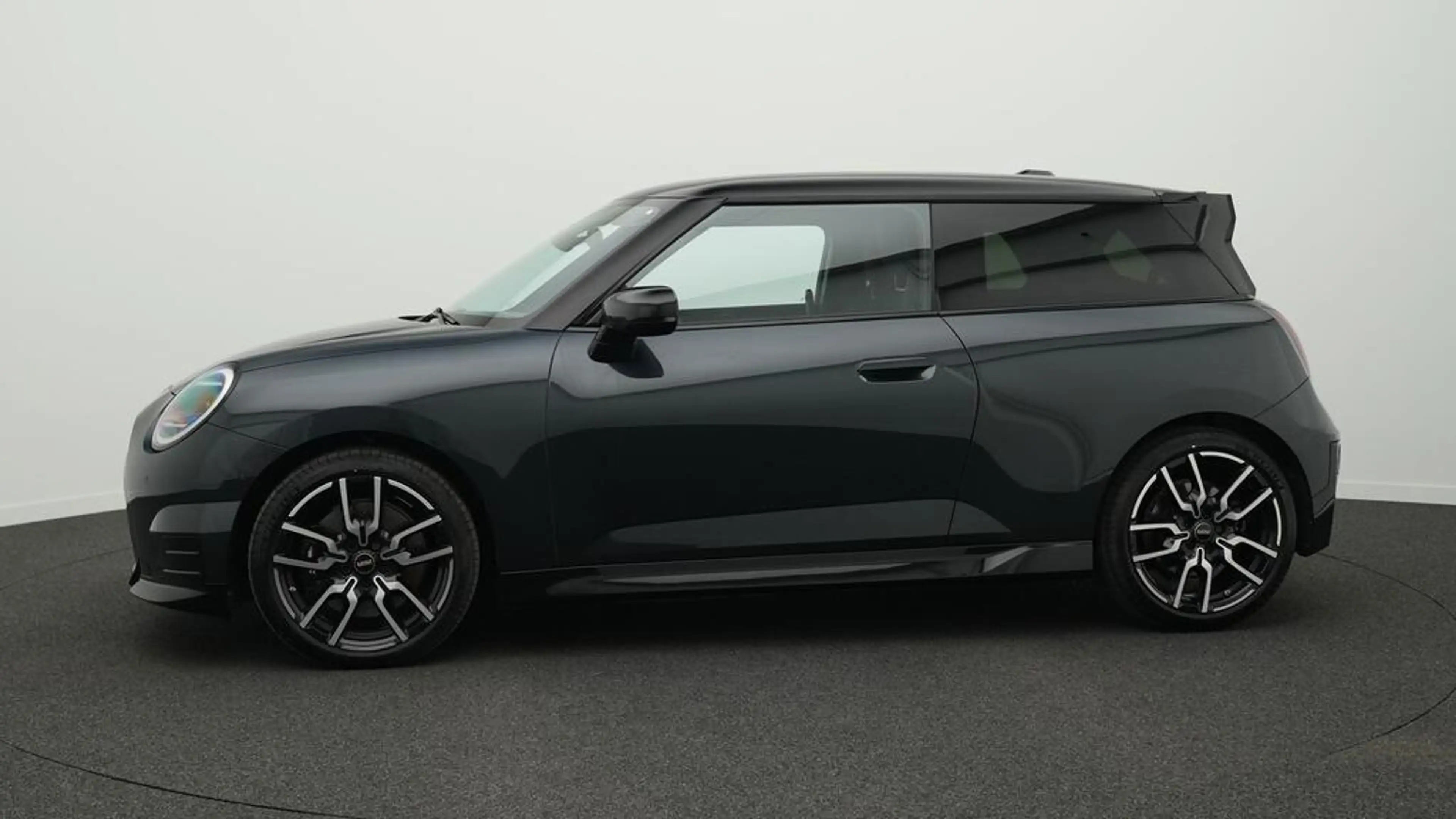 MINI Cooper E John Cooper Works Trim — photo 3