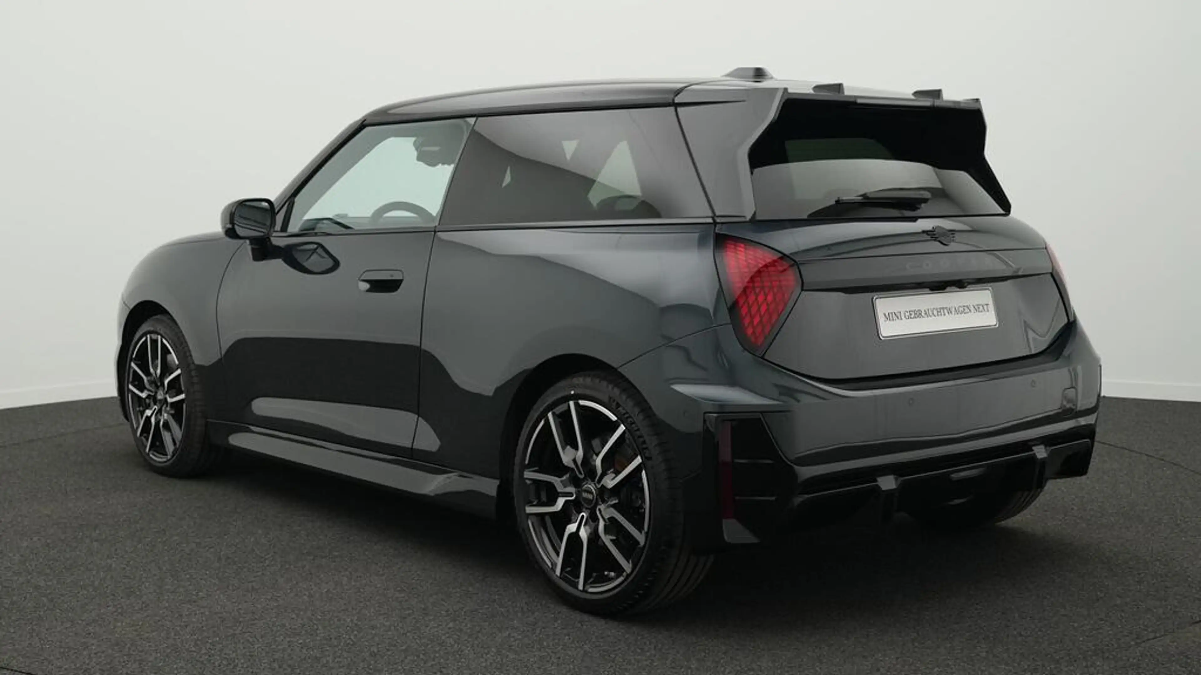 MINI Cooper E John Cooper Works Trim — photo 7