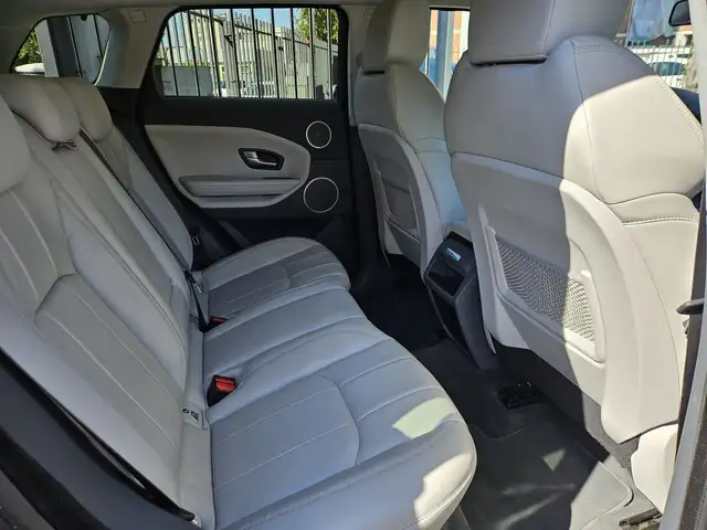 Land Rover Range Rover Evoque view 11