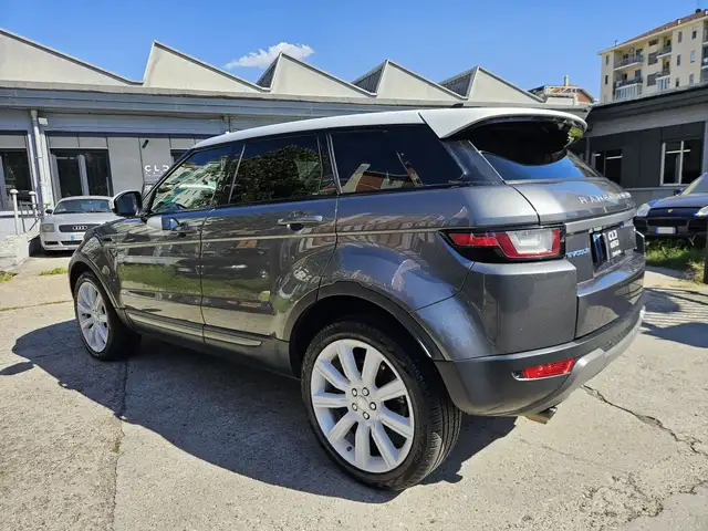 Land Rover Range Rover Evoque view 6