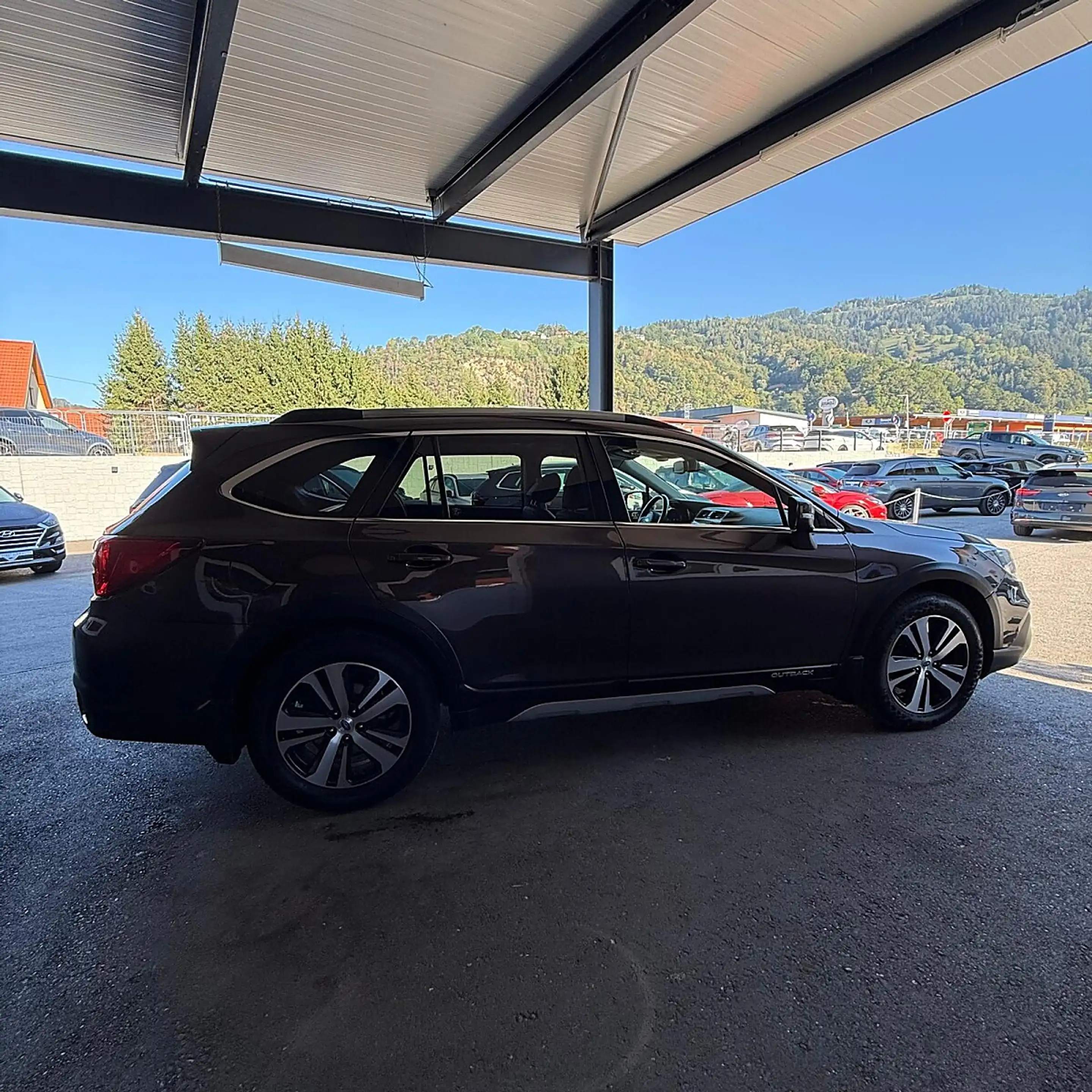 Subaru OUTBACK Outback 2,5i Premium AWD CVT — photo 4