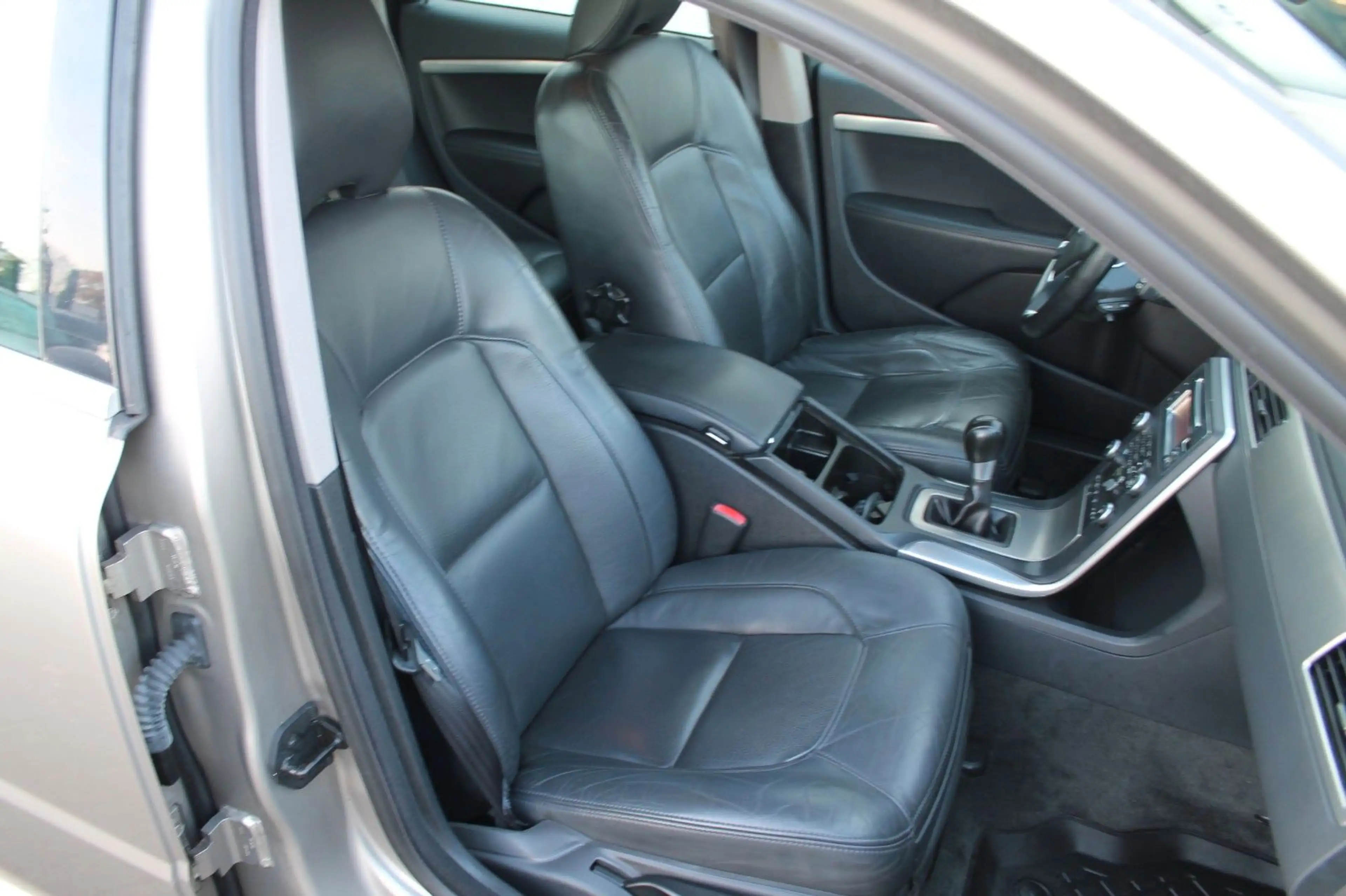 Volvo V70 Kombi Summum — photo 15