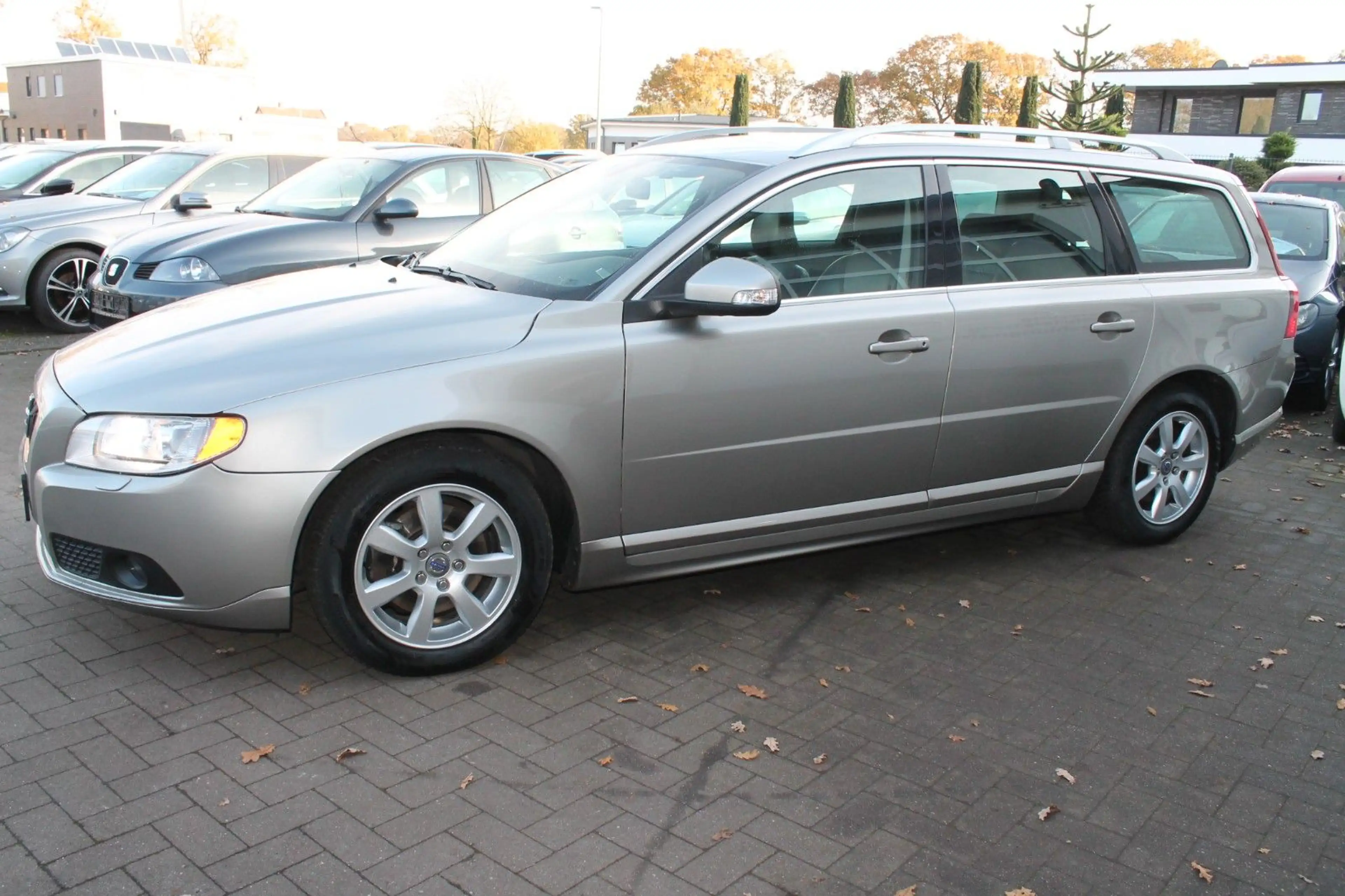 Volvo V70 Kombi Summum — photo 3
