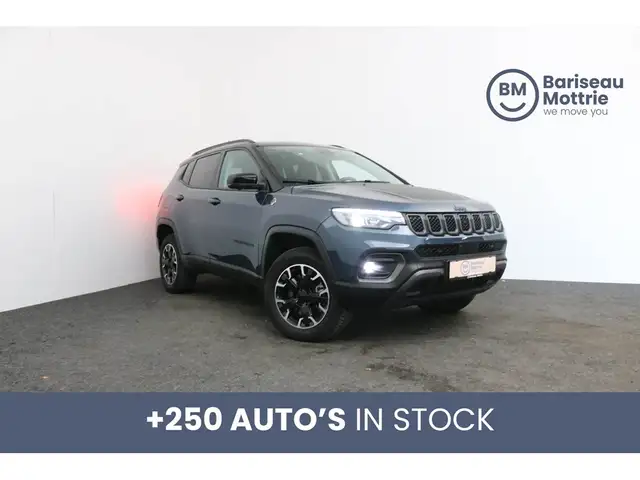 Jeep Compass TRAILHAWK PHEV 4X4 AUTOMAAT *LEDER*PANO DAK*OPEN D