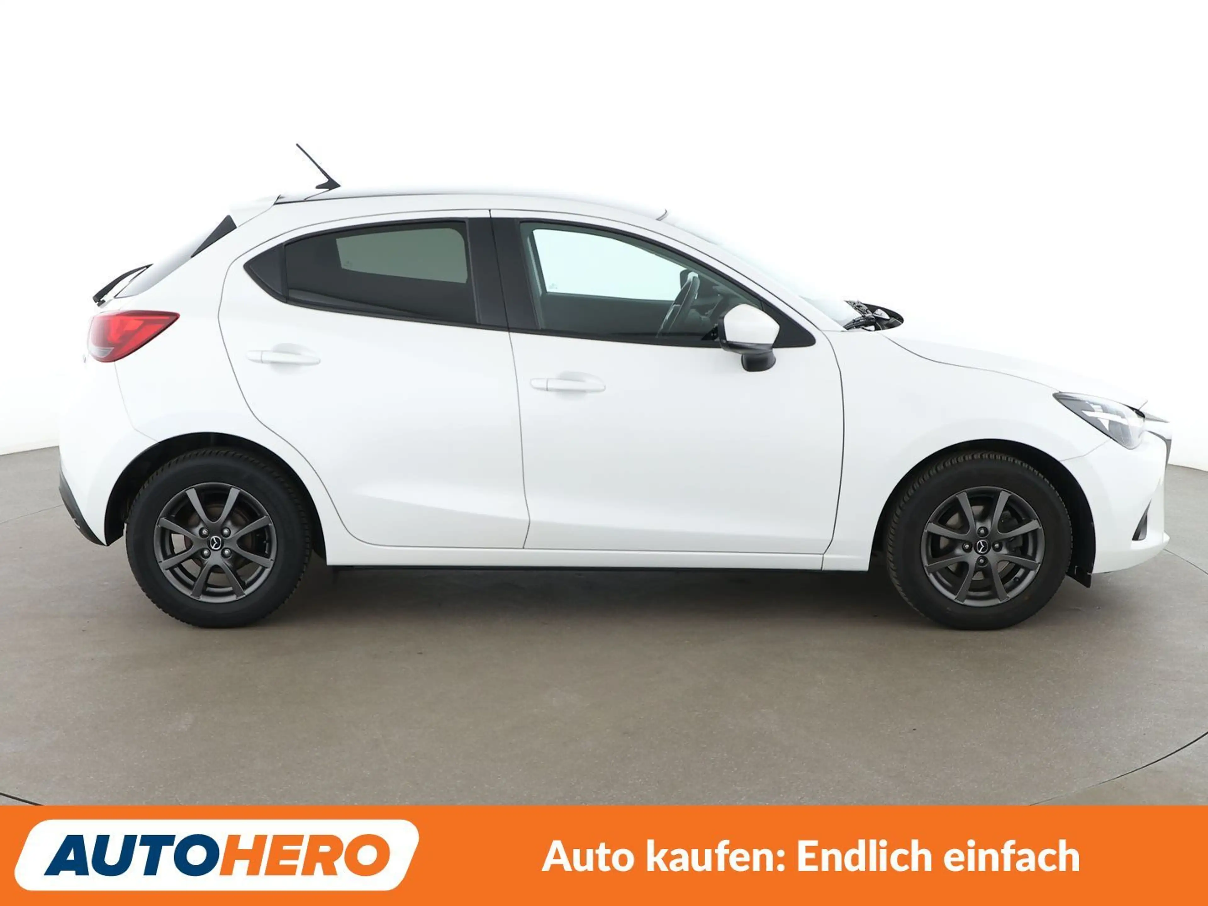 Mazda 2 1.5 Signature + — photo 7