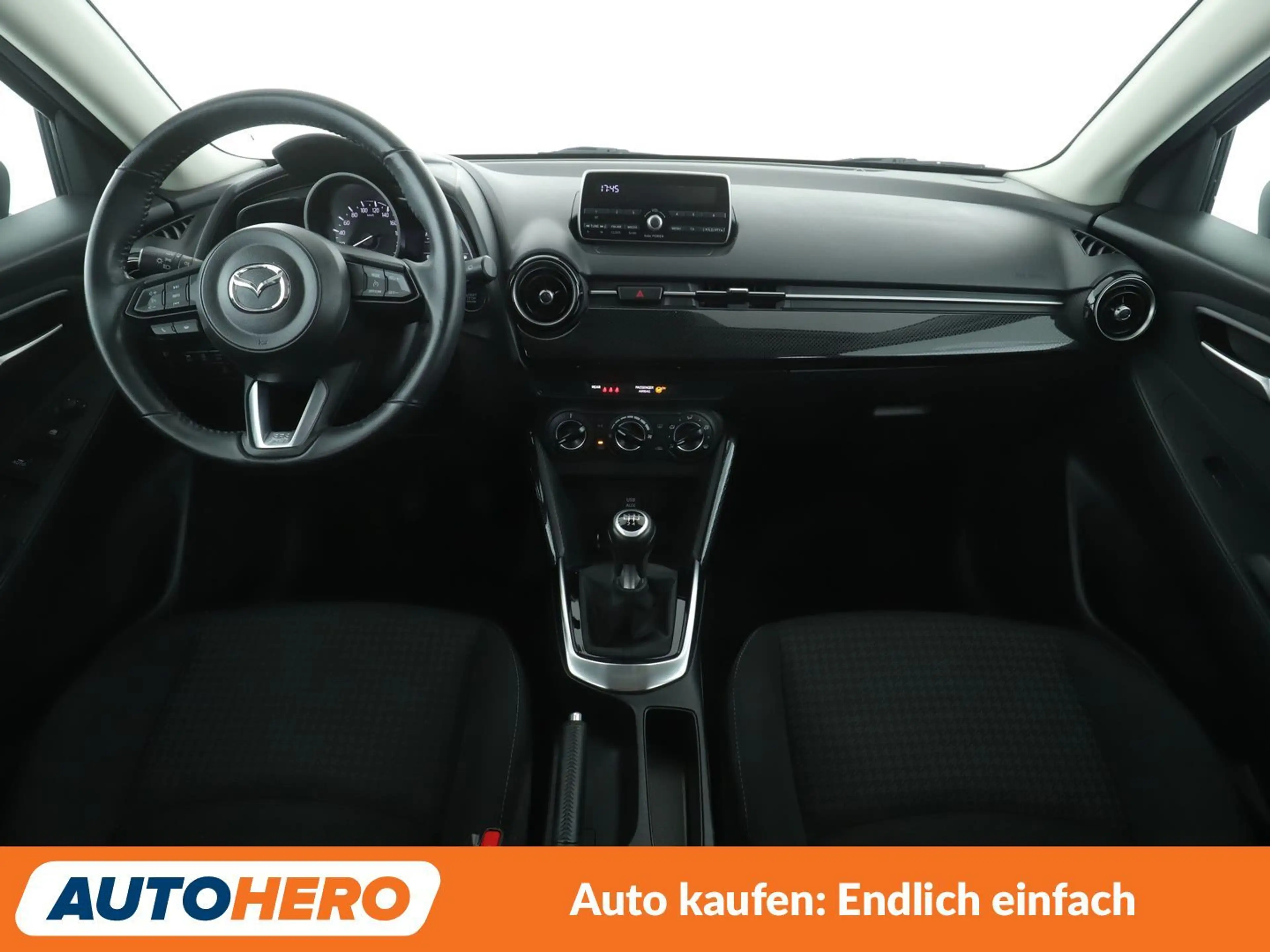 Mazda 2 1.5 Signature + — photo 12
