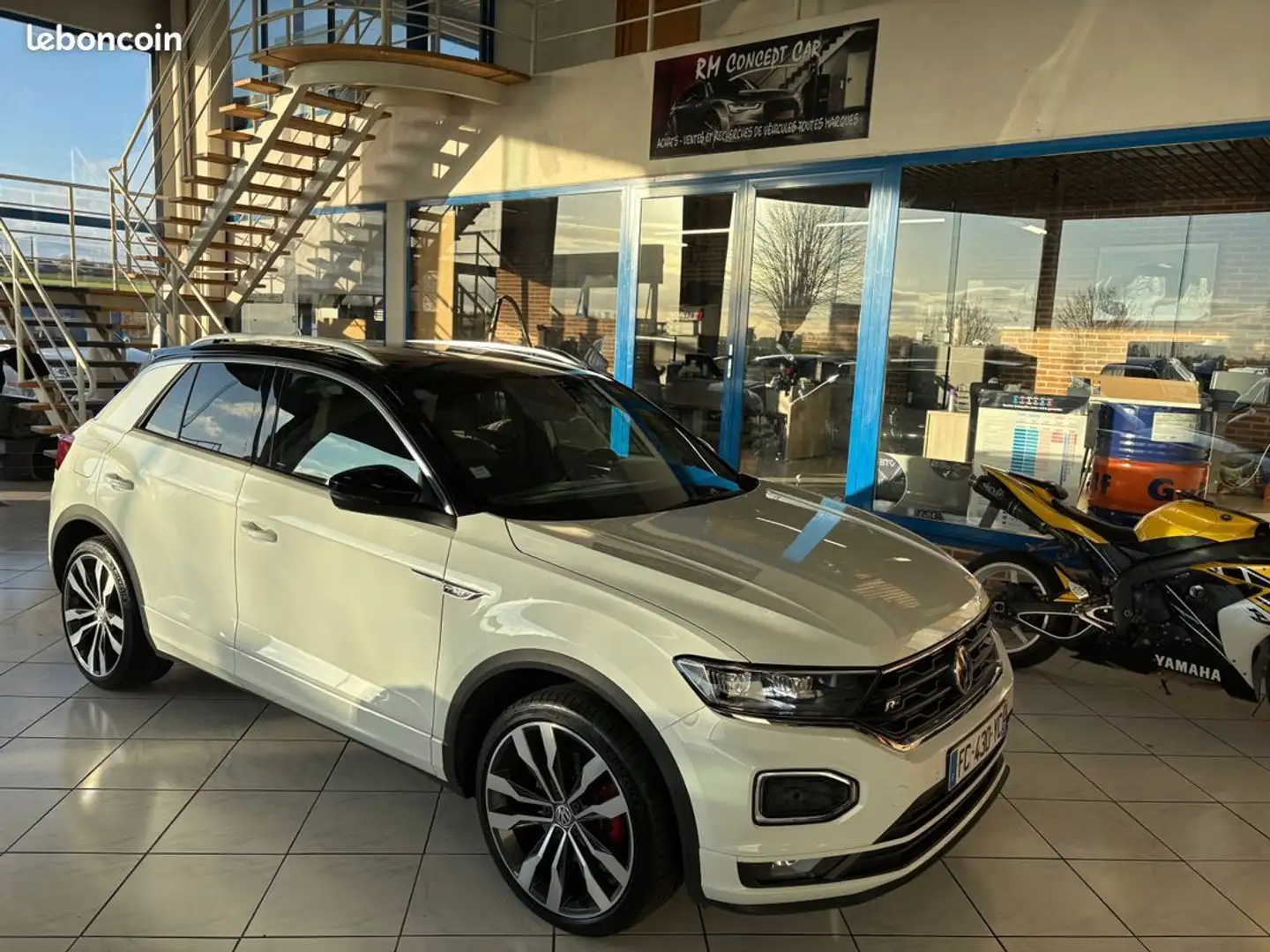 Volkswagen T-Roc T ROC R LINE 2.0 TSI 190CH 4MOTIONS DSG GPS-LED-VIRTUAL-JANTES 19 SUZUKA-CAMERA-CARPLAY-ATTACHE REM Blanc - 1