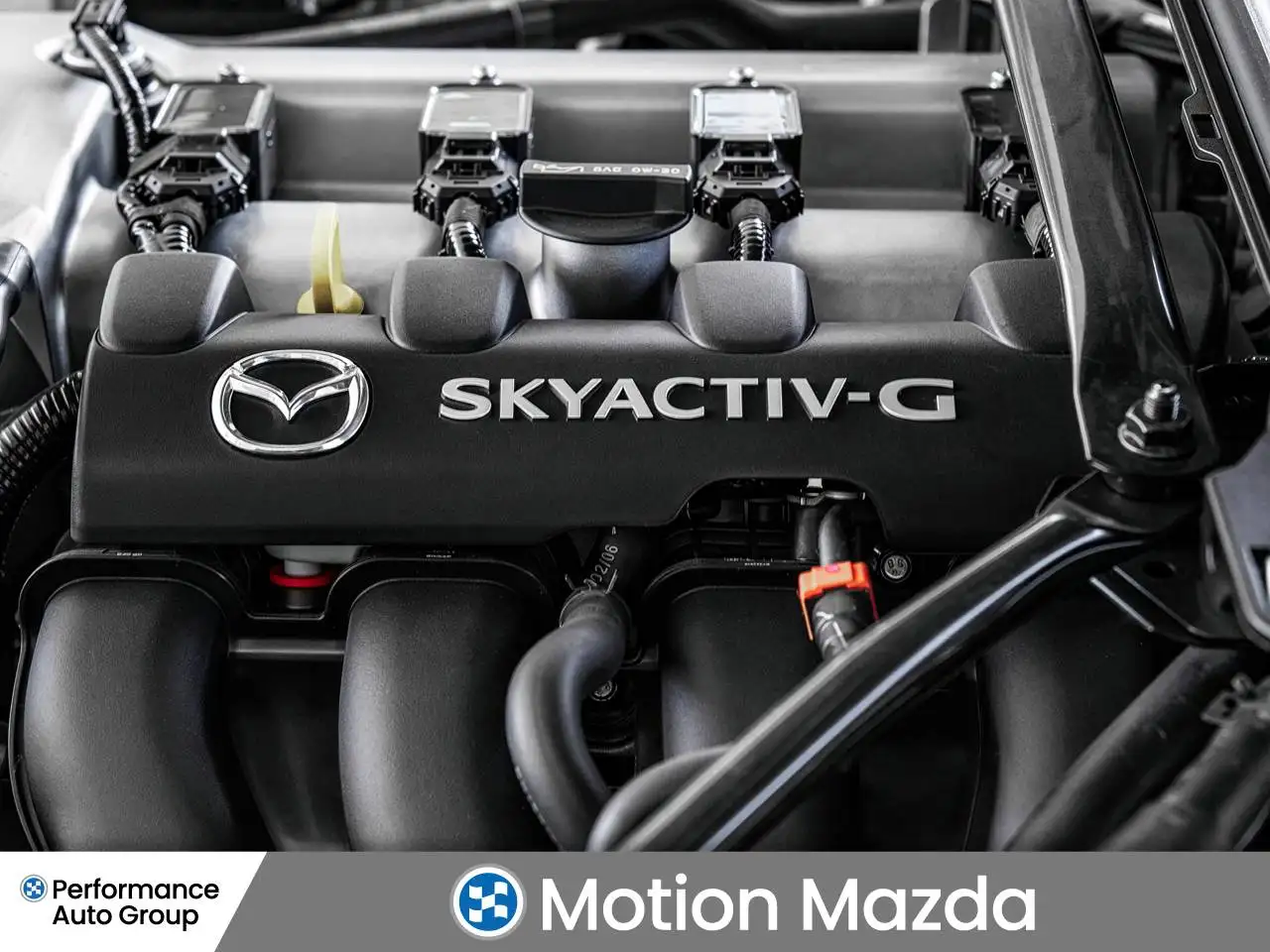 Mazda MX-5 Miata снимка Mazda MX-5 Miata