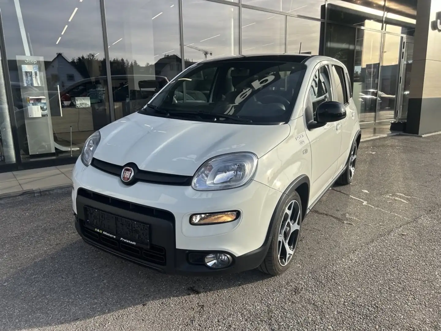 Fiat Panda HYBRID 70 SPORT Weiß - 1