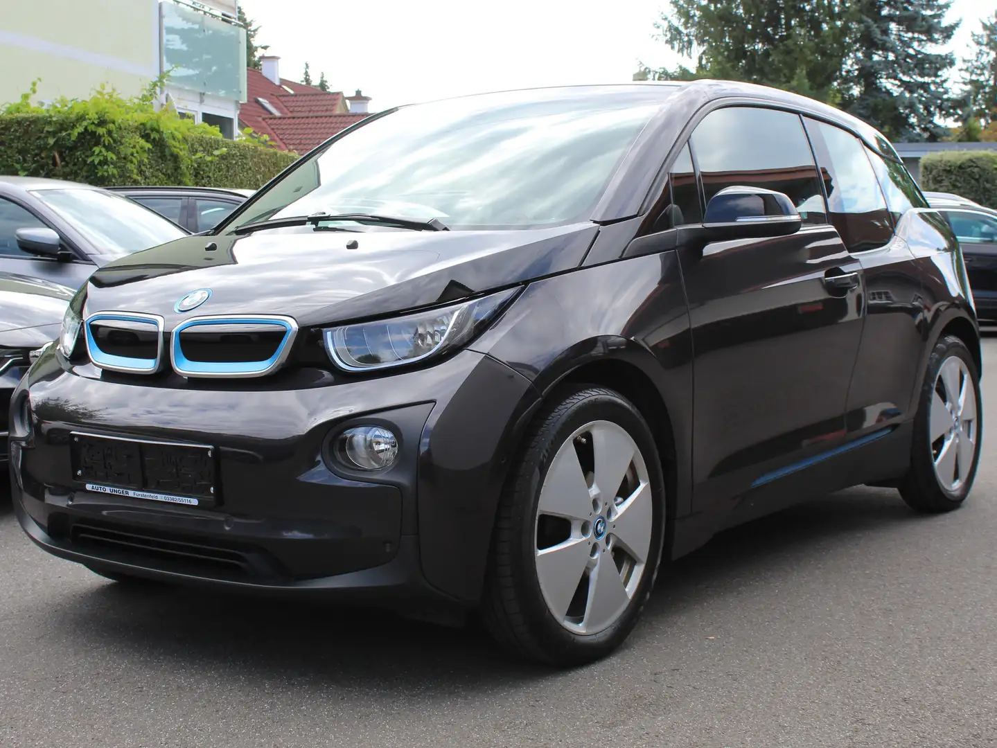 BMW i3 Basis Neue Bremsen! Gepflegter Zustand! - 1