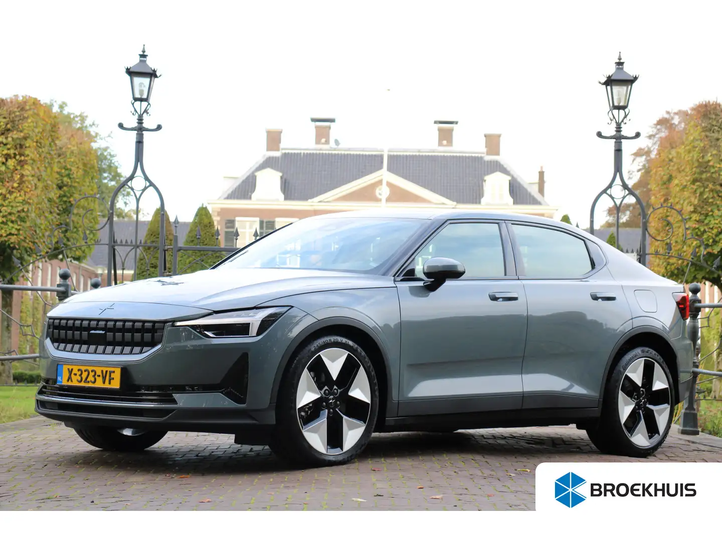 Polestar 2 Standard Range Single Motor 69 kWh | PLUS PACK | W Zwart - 1