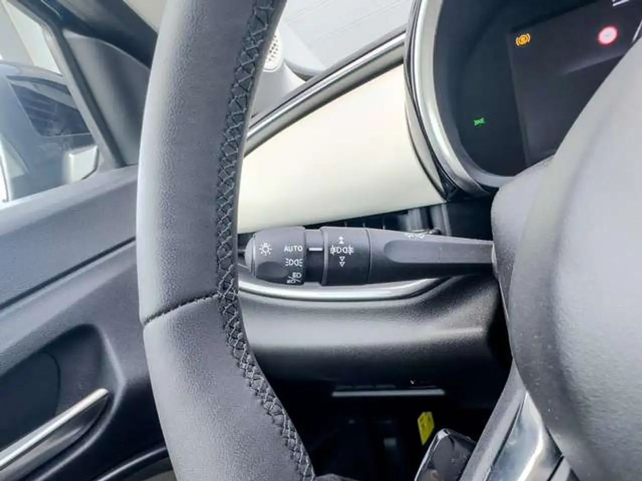 Fiat 600 1.2 Hybrid 'La Prima' /Full Option/ Automaat / Gar 9