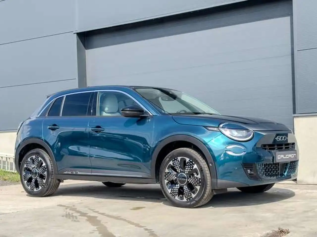 Fiat 600 1.2 Hybrid 'La Prima' /Full Option/ Automaat / Gar 6