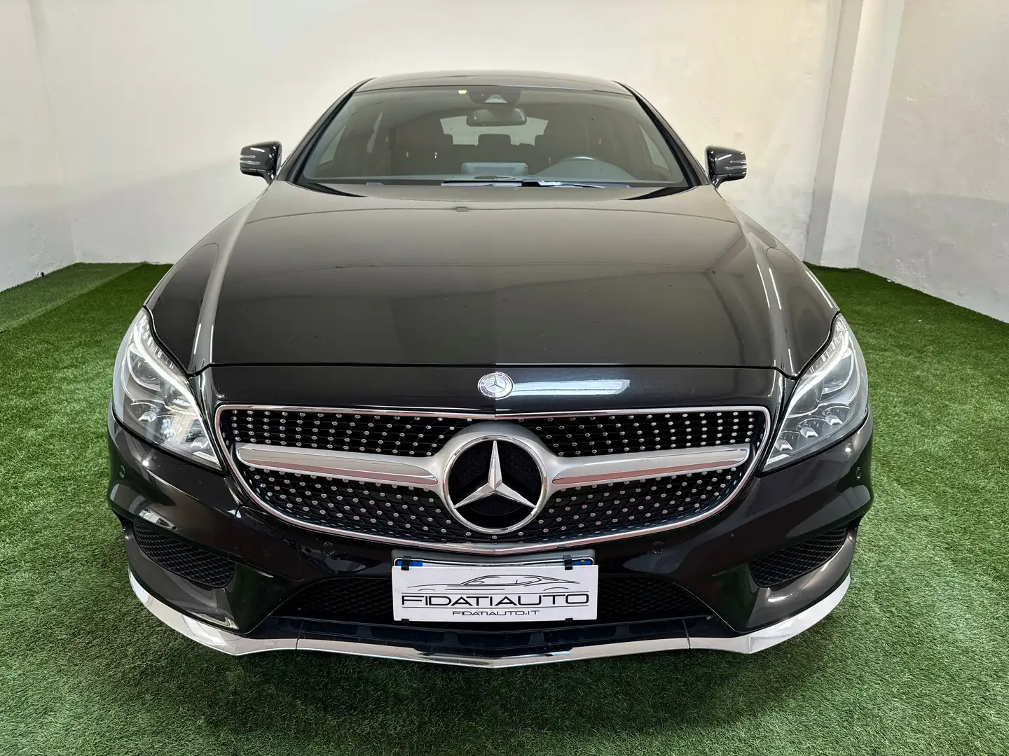 Mercedes-Benz CLS 250 Premium 4matic FULL OPTIONAL S.B. AMG LINE Noir - 2