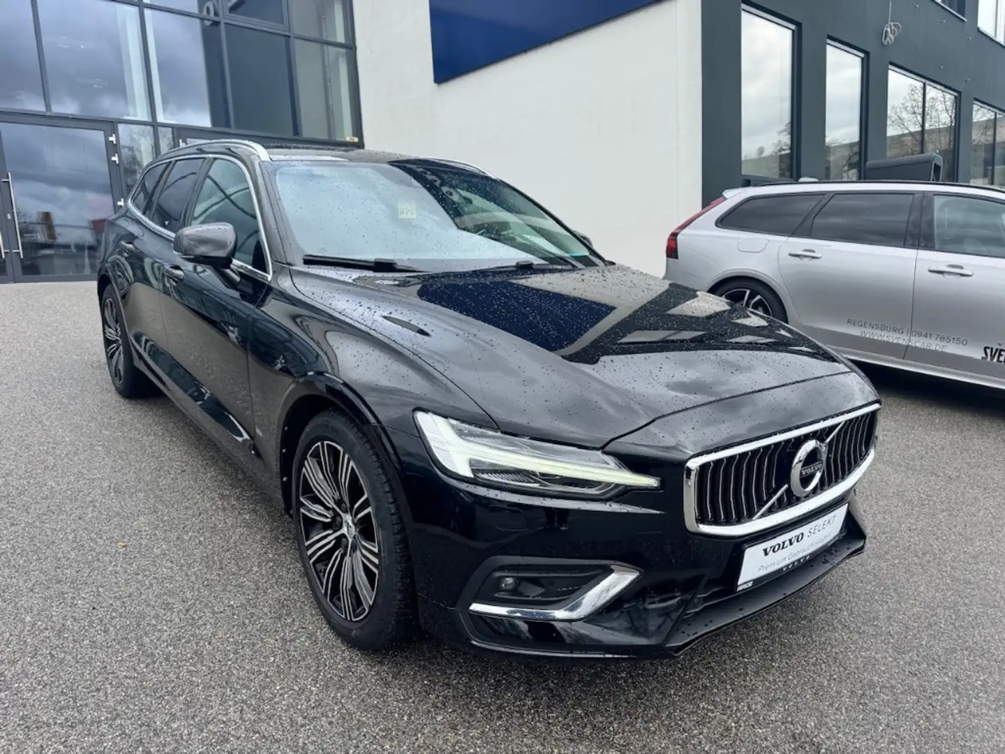 Volvo V60 Inscription B4 Diesel EU6d Navi Leder digitales Co Noir - 2