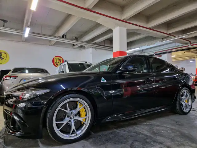 Alfa Romeo Giulia 2.9 V6 BI-TURBO QUADRIFOGLIO +CARBON CERAMICA+UNIP