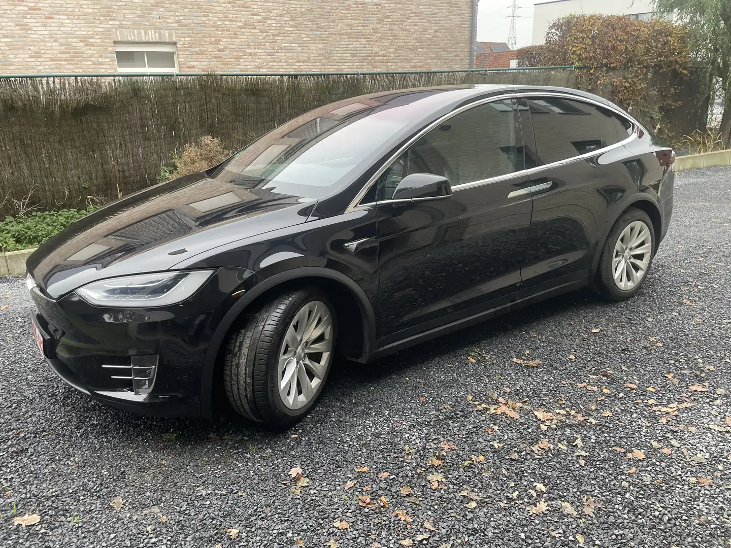 Tesla Model X Model X 75D Allradantrieb Zwart - 1