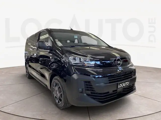 Opel Vivaro view 24