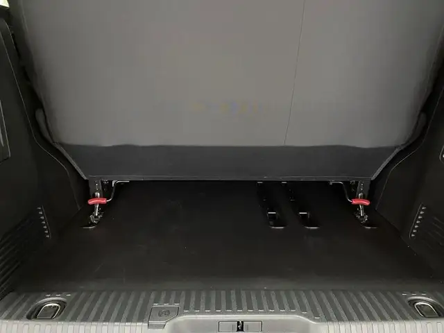 Opel Vivaro view 10