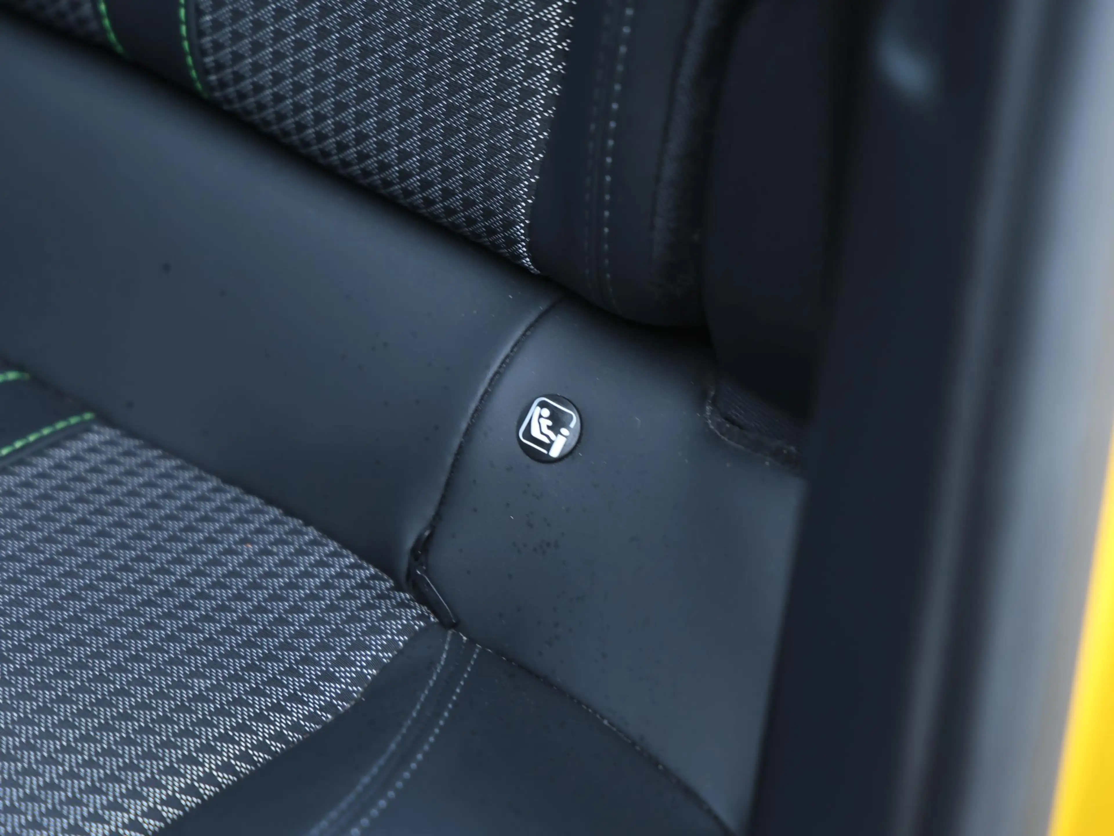 Peugeot 208 GT 100pk | Navigatie | Achteruitrijcamera | 3D Coc — photo 14