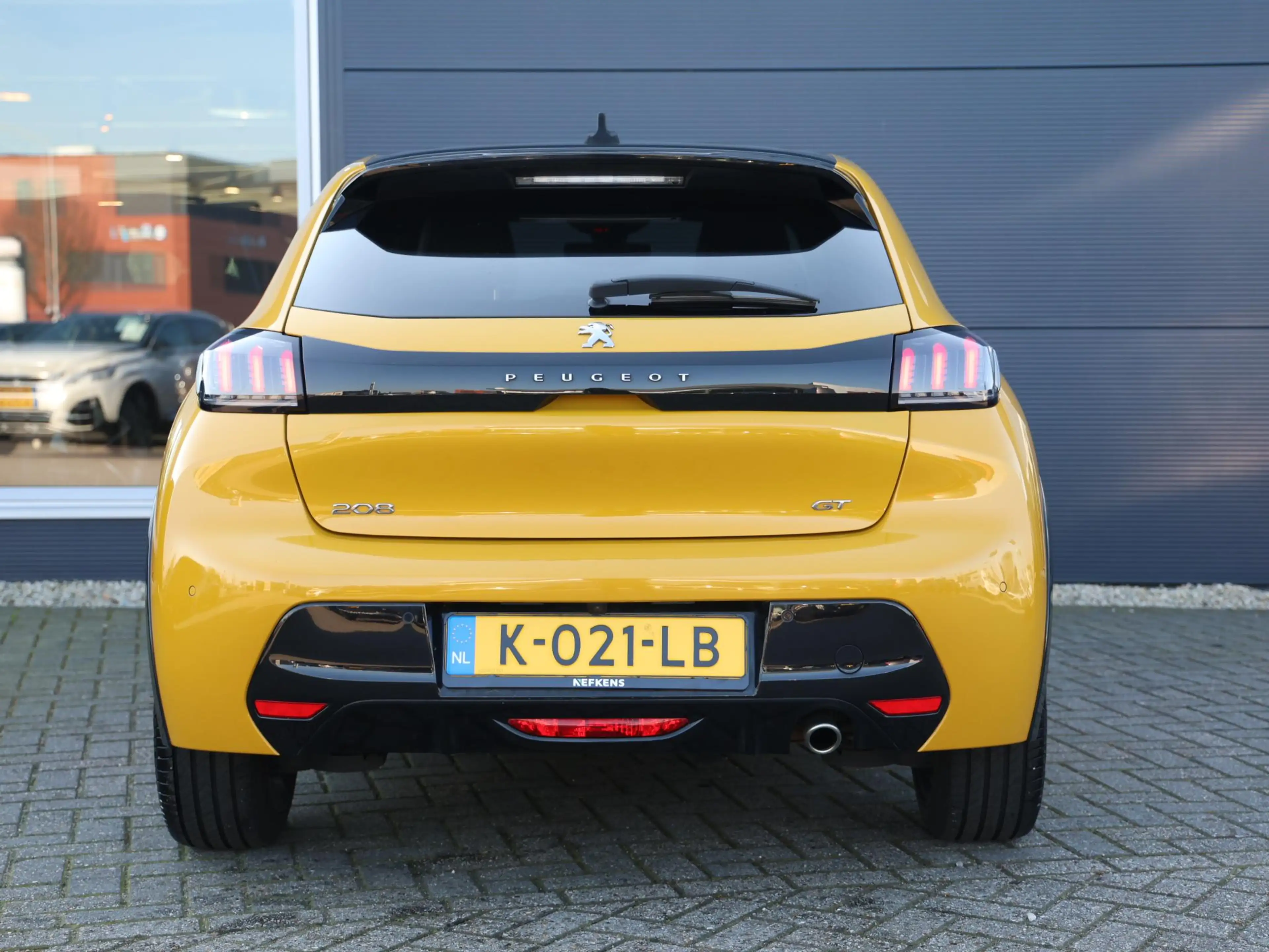 Peugeot 208 GT 100pk | Navigatie | Achteruitrijcamera | 3D Coc — photo 7
