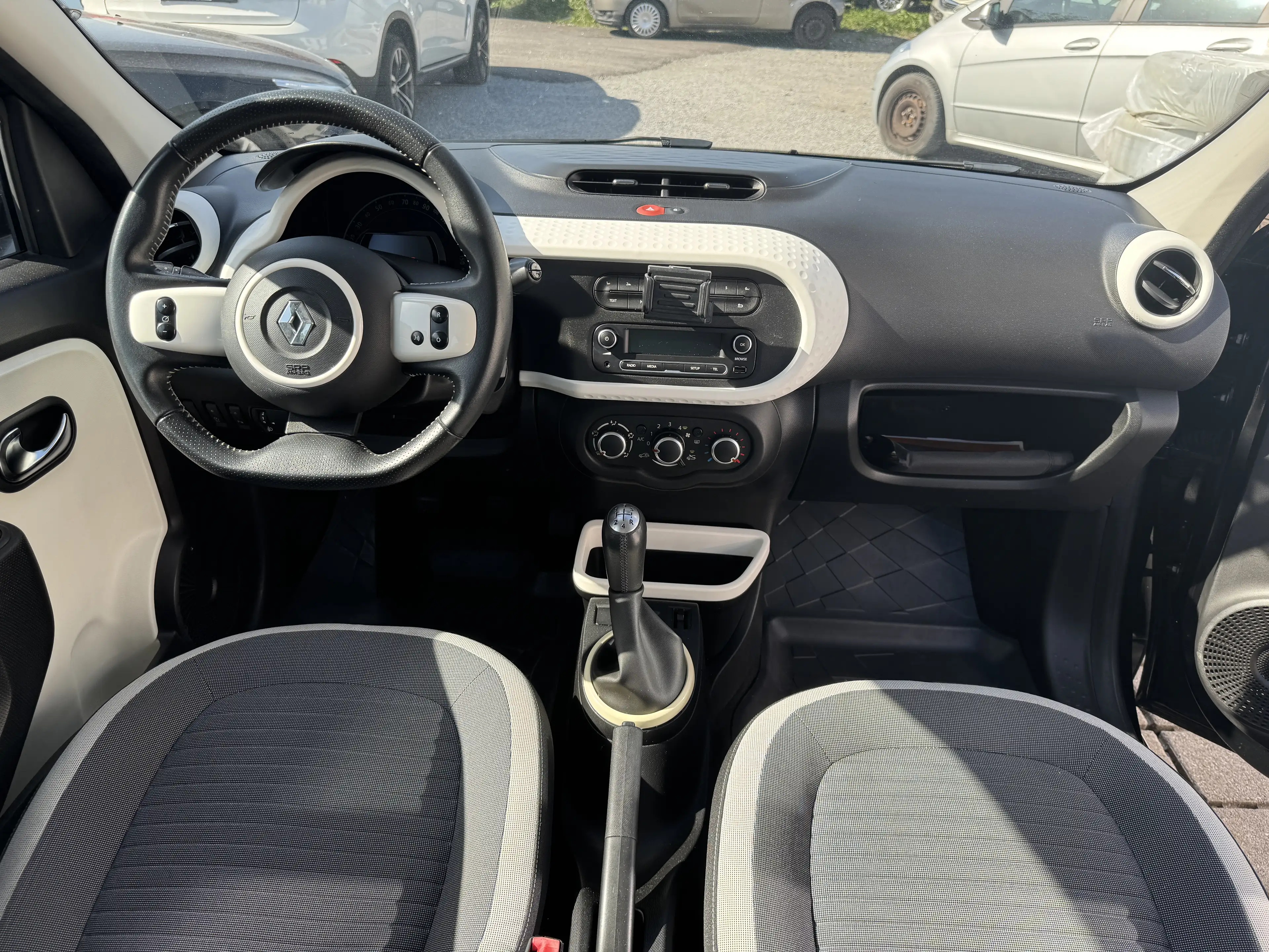 Renault Twingo Expression — photo 10