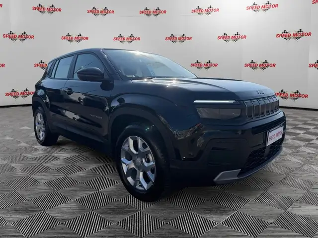 Jeep Avenger view 3