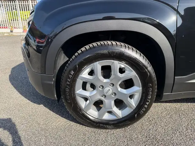 Jeep Avenger view 7