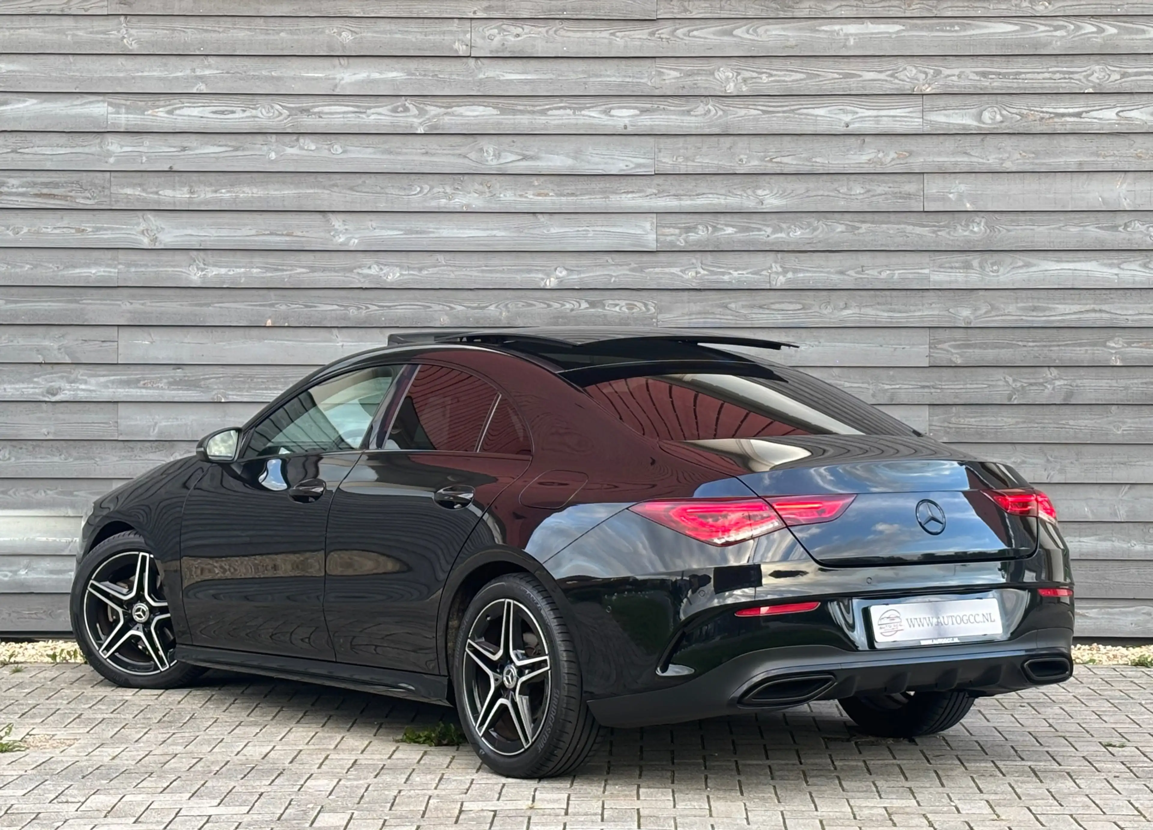Mercedes-Benz CLA 180 AMG LINE PANO NAP KEYLESS CAMERA BTW NIGHTPACK — photo 7