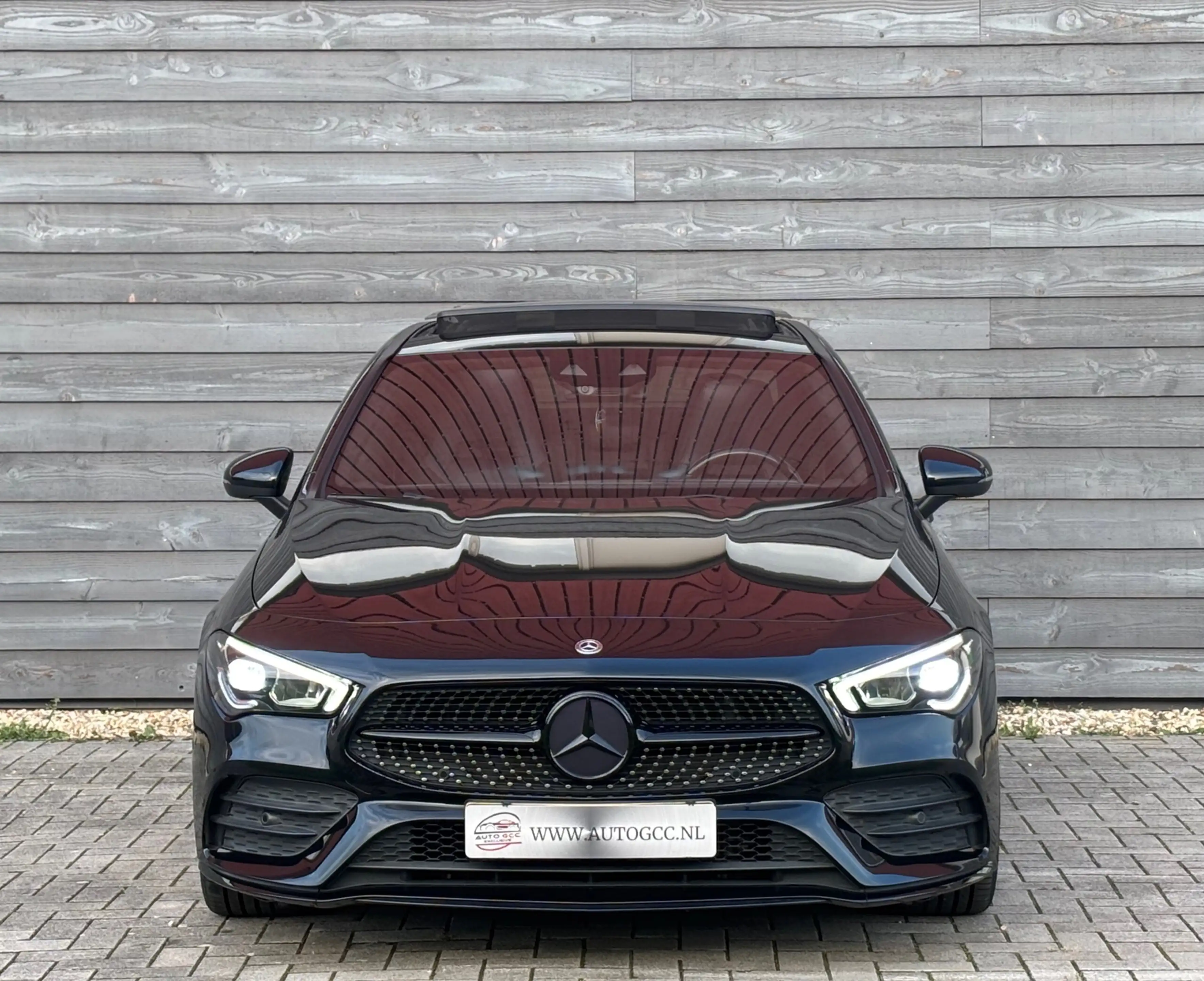 Mercedes-Benz CLA 180 AMG LINE PANO NAP KEYLESS CAMERA BTW NIGHTPACK — photo 2