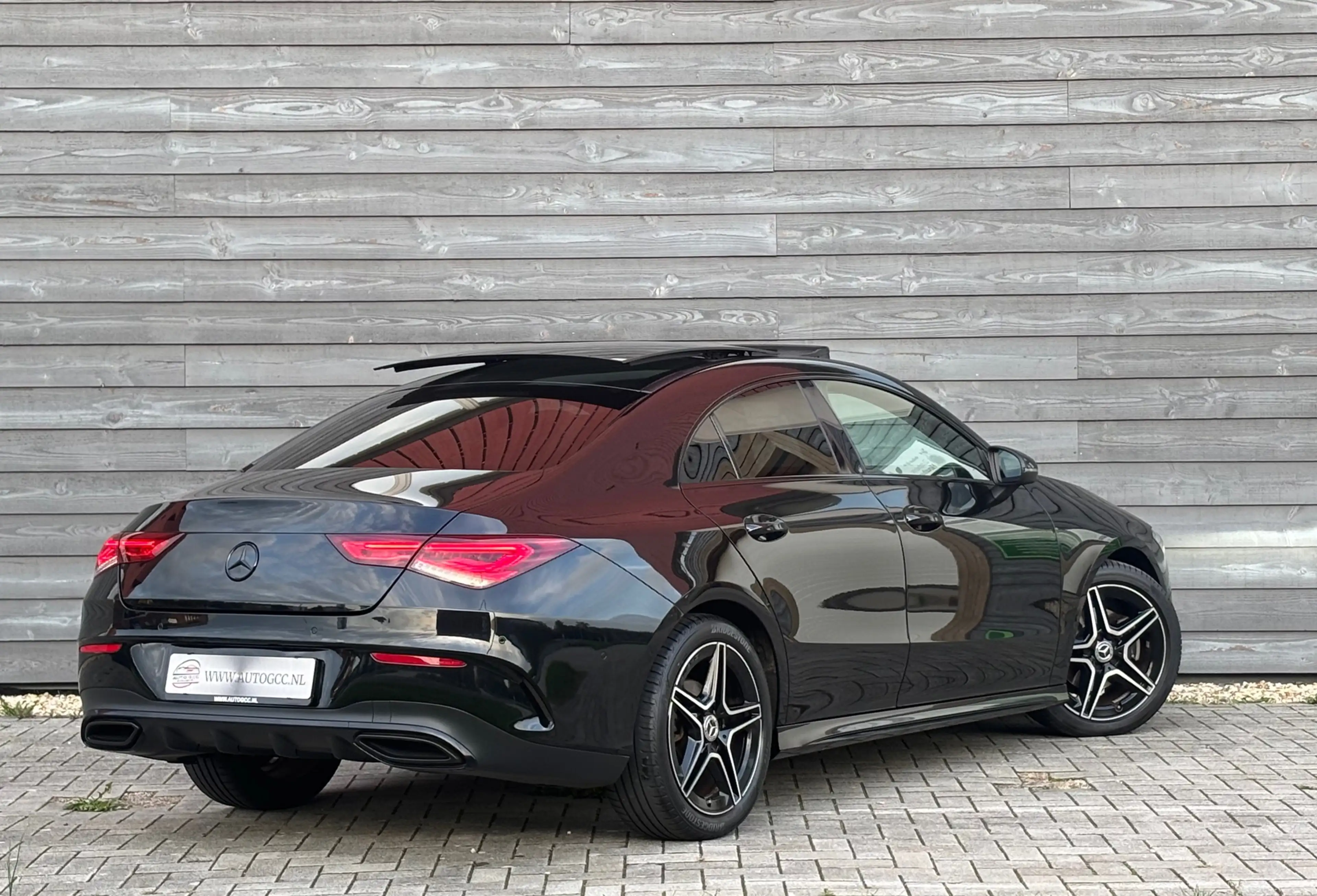 Mercedes-Benz CLA 180 AMG LINE PANO NAP KEYLESS CAMERA BTW NIGHTPACK — photo 5