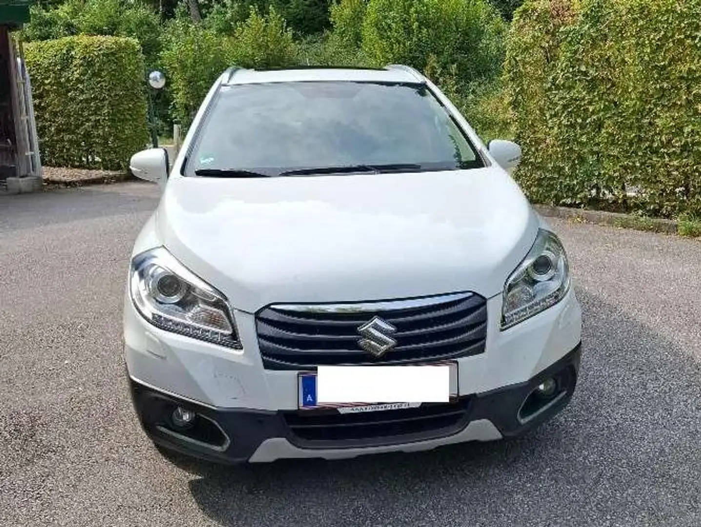 Suzuki SX4 S-Cross 1,6 Allgrip CVT flash Weiß - 1