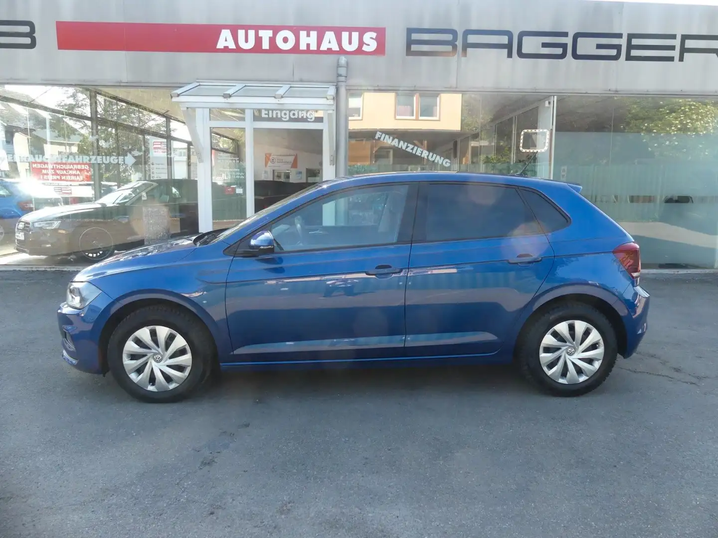 Volkswagen Polo 1.0 TSI 95 COMFORTLINE DSG *35990 KM* Blau - 1