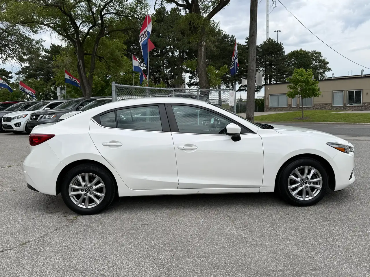 Mazda 3 photo Mazda 3